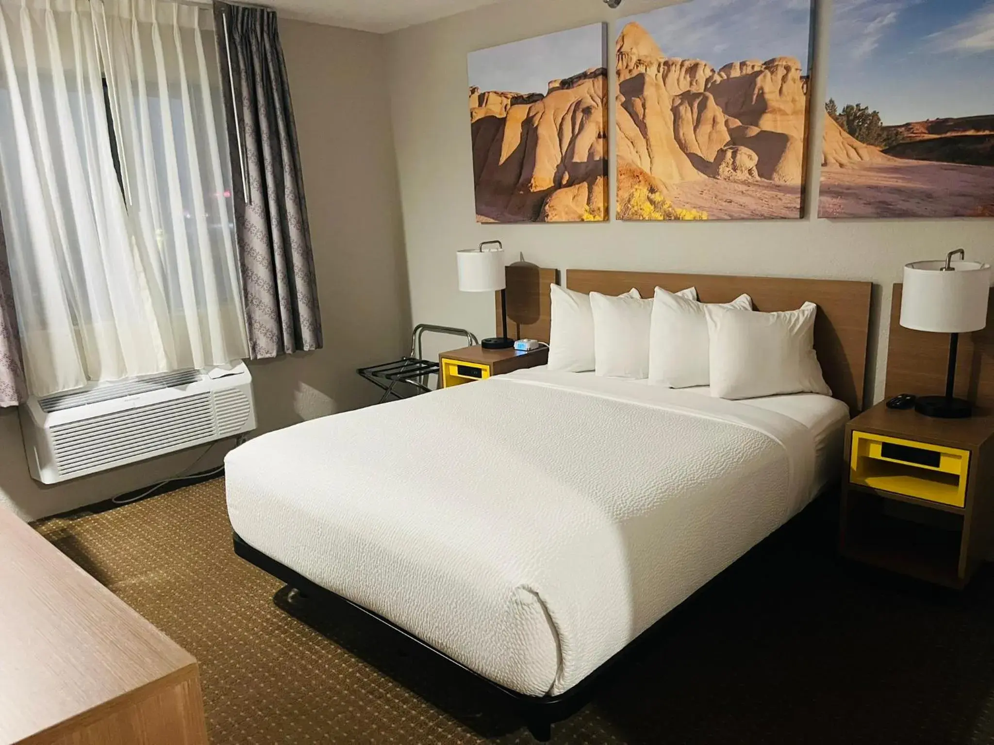 Queen Room - Mobility Access/Non-Smoking in Days Inn by Wyndham Wall Queen Room - Mobility Access/Non-Smoking in Days Inn by Wyndham Wall