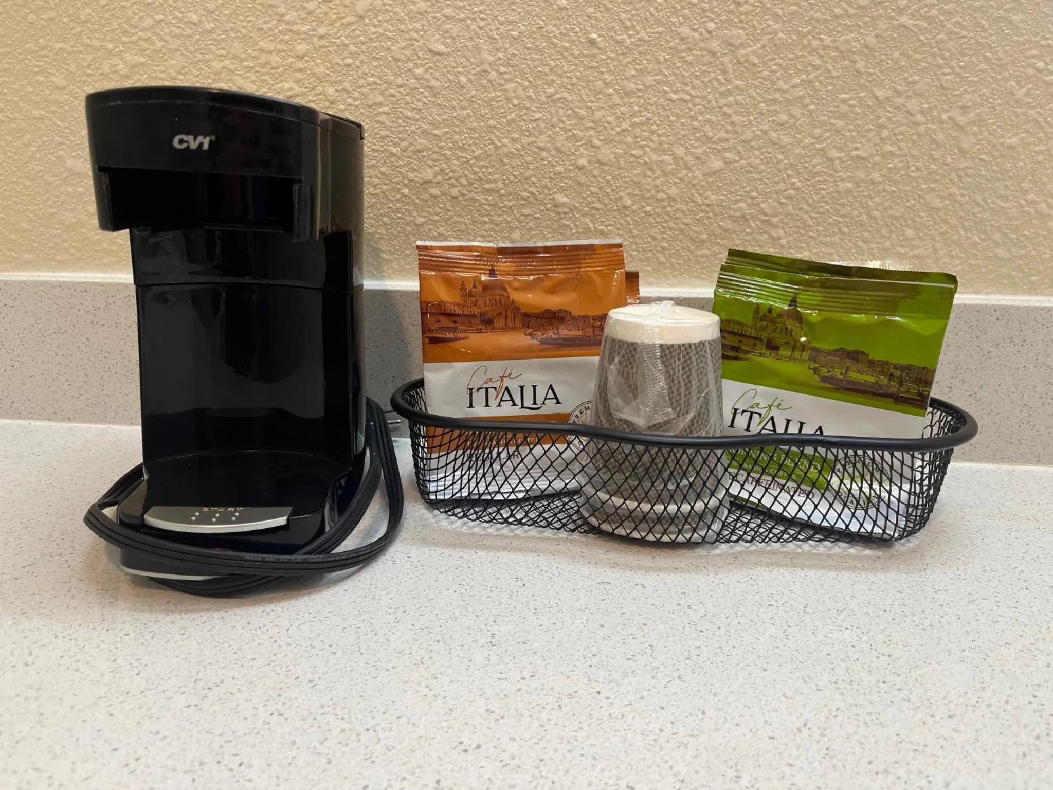 Photo of the whole room in Red Roof Inn Haltom City