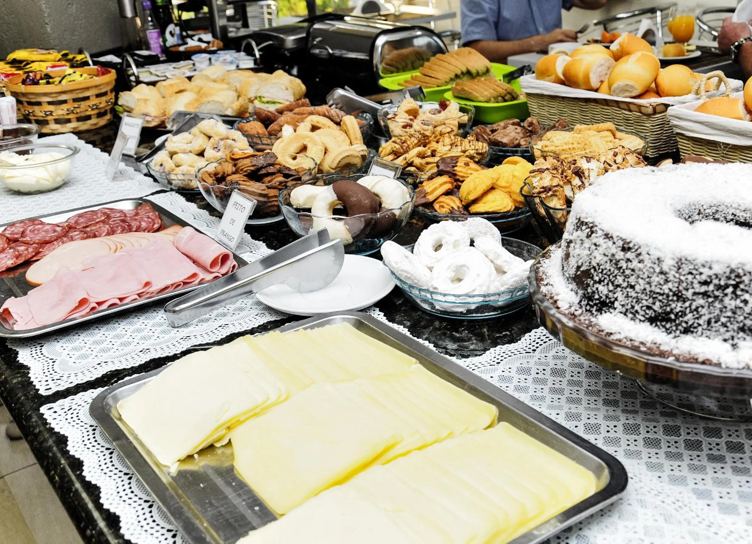 Buffet breakfast in Vivendas Hotel