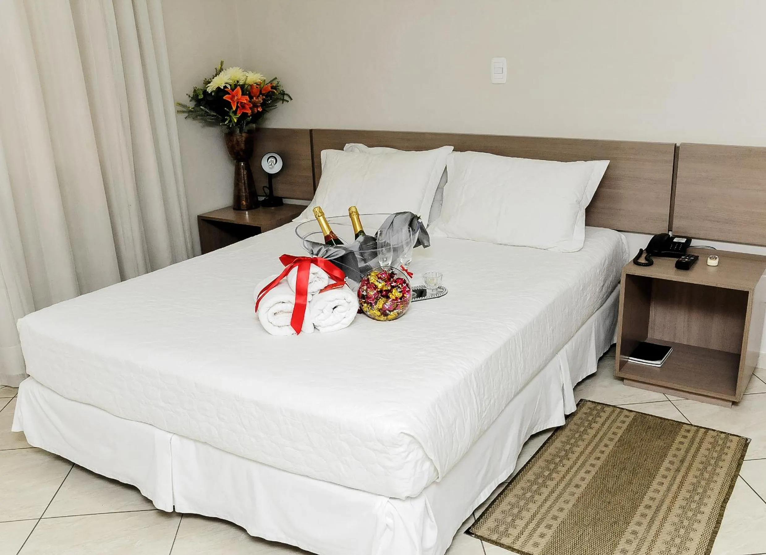 Bed in Vivendas Hotel