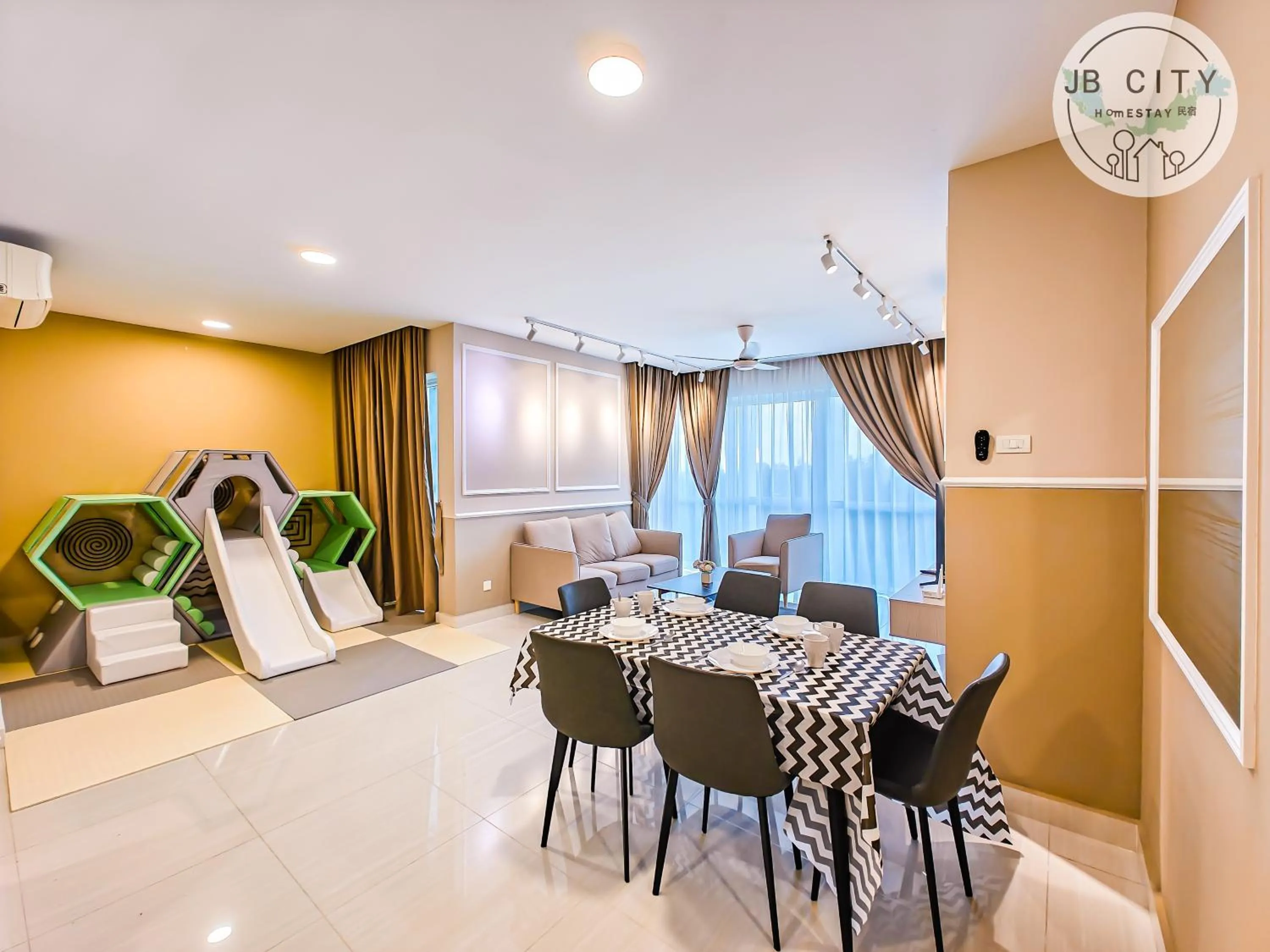 Living room in Medini Signature Suites by RR JBcity