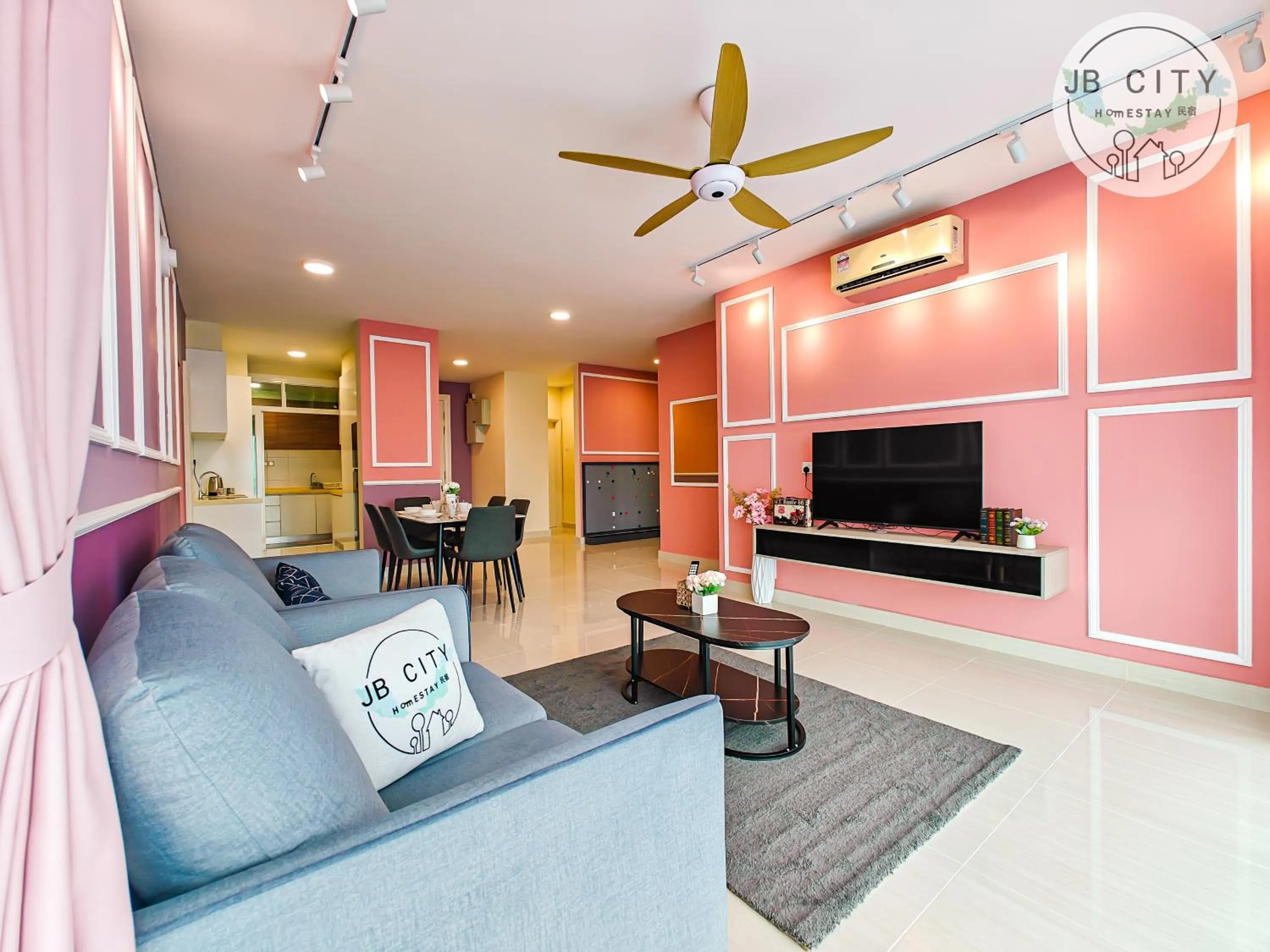 TV and multimedia in Medini Signature Suites by RR JBcity