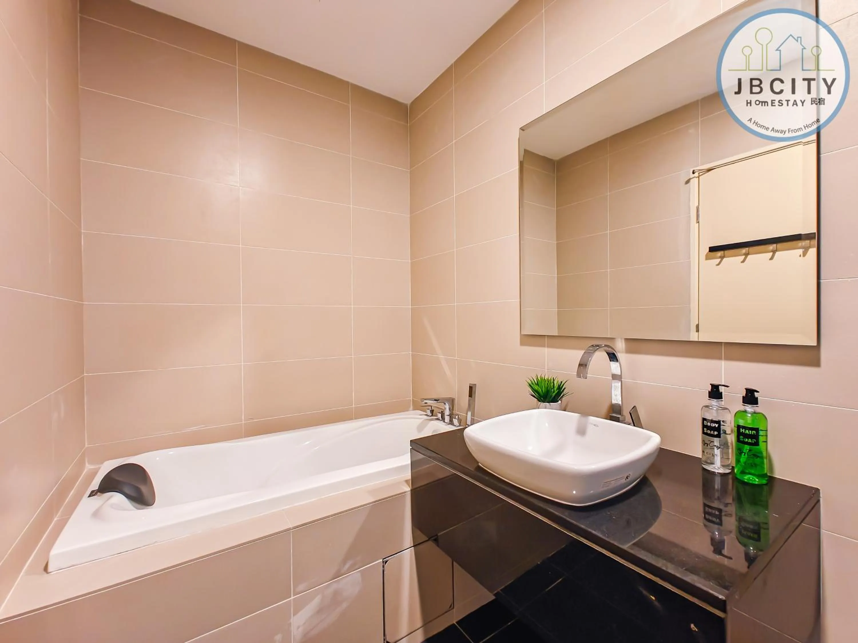 Bathroom in Medini Signature Suites by RR JBcity
