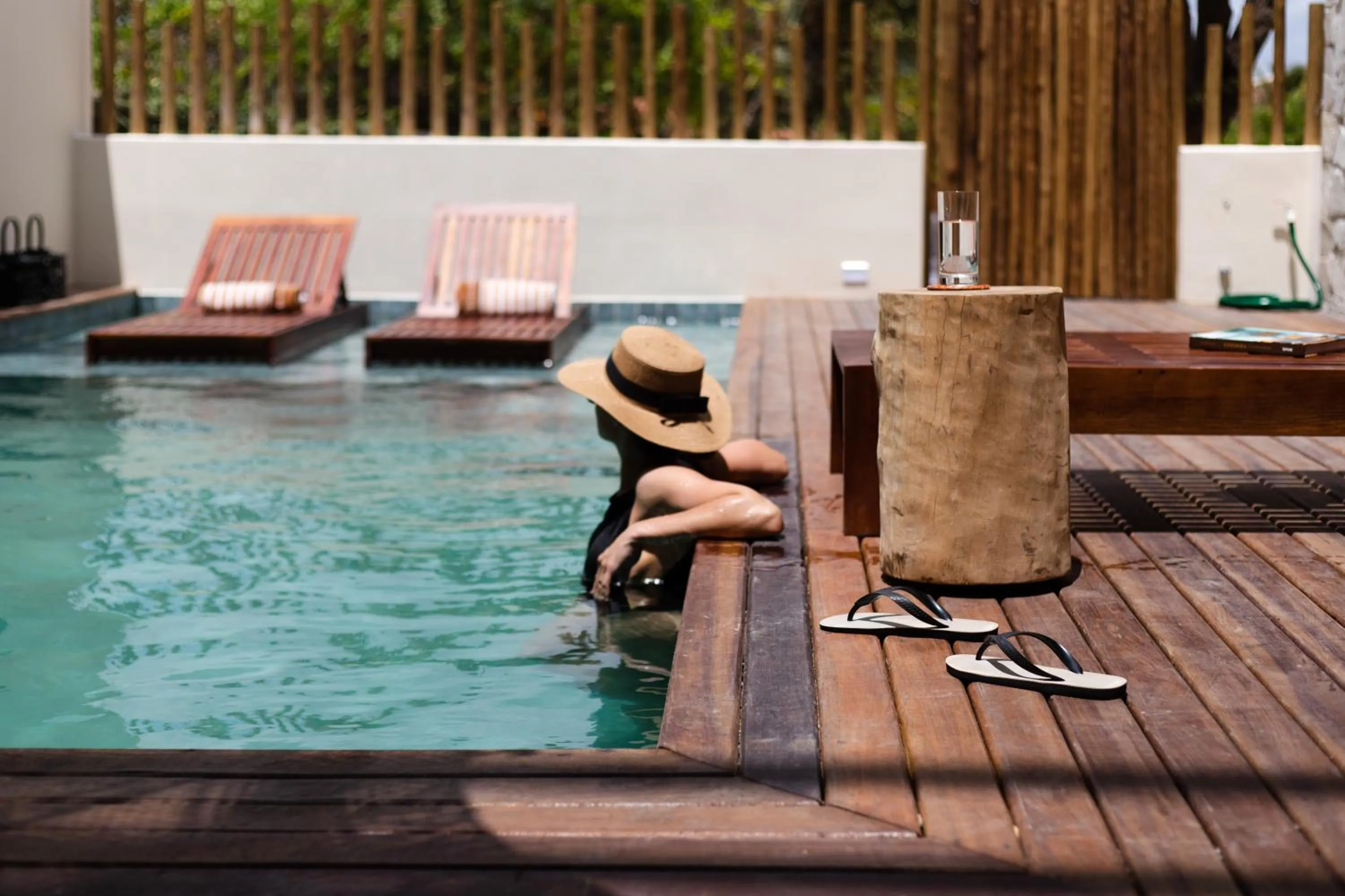 Swimming pool in Villa Odara