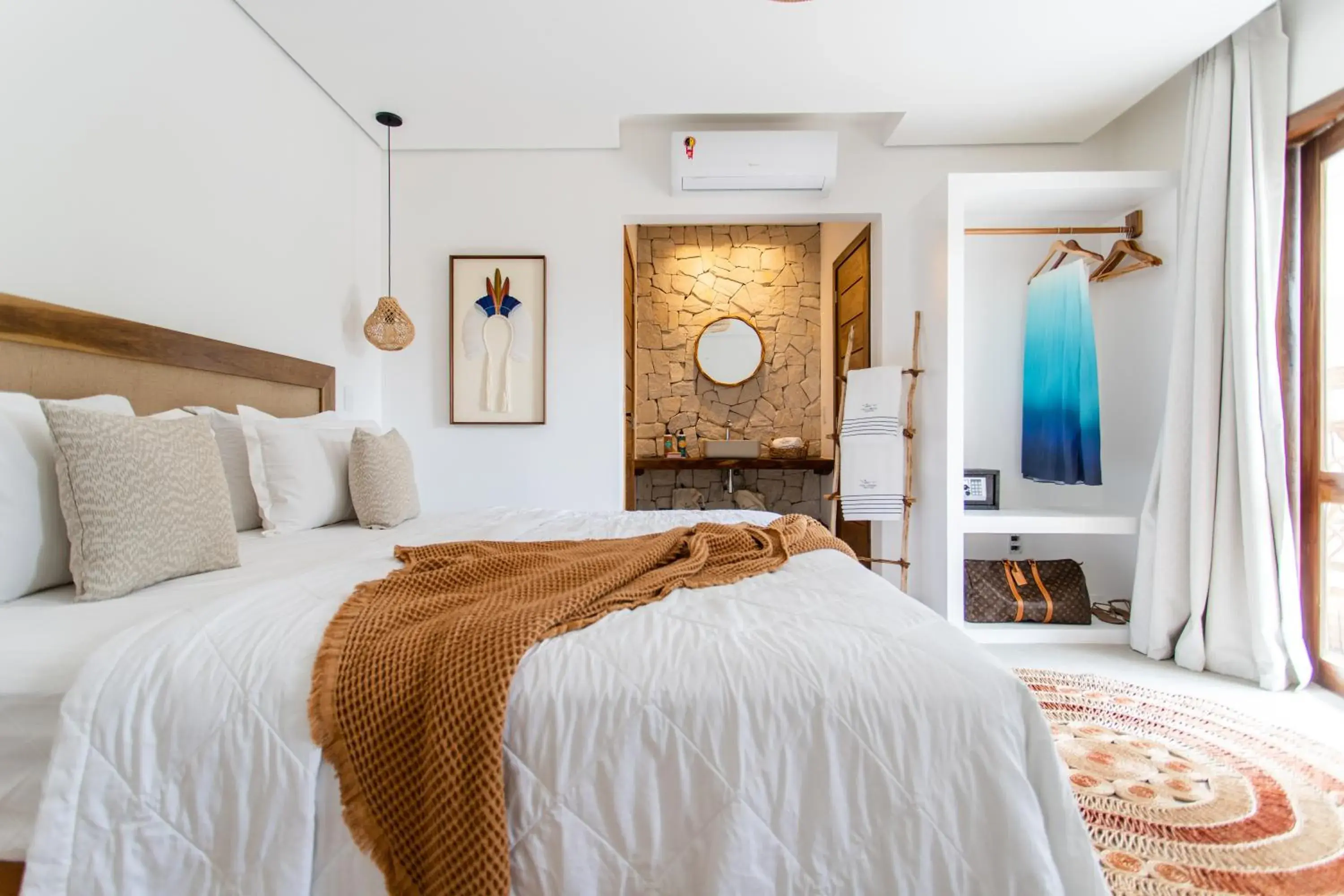 Large Double Room in Villa Odara Large Double Room in Villa Odara