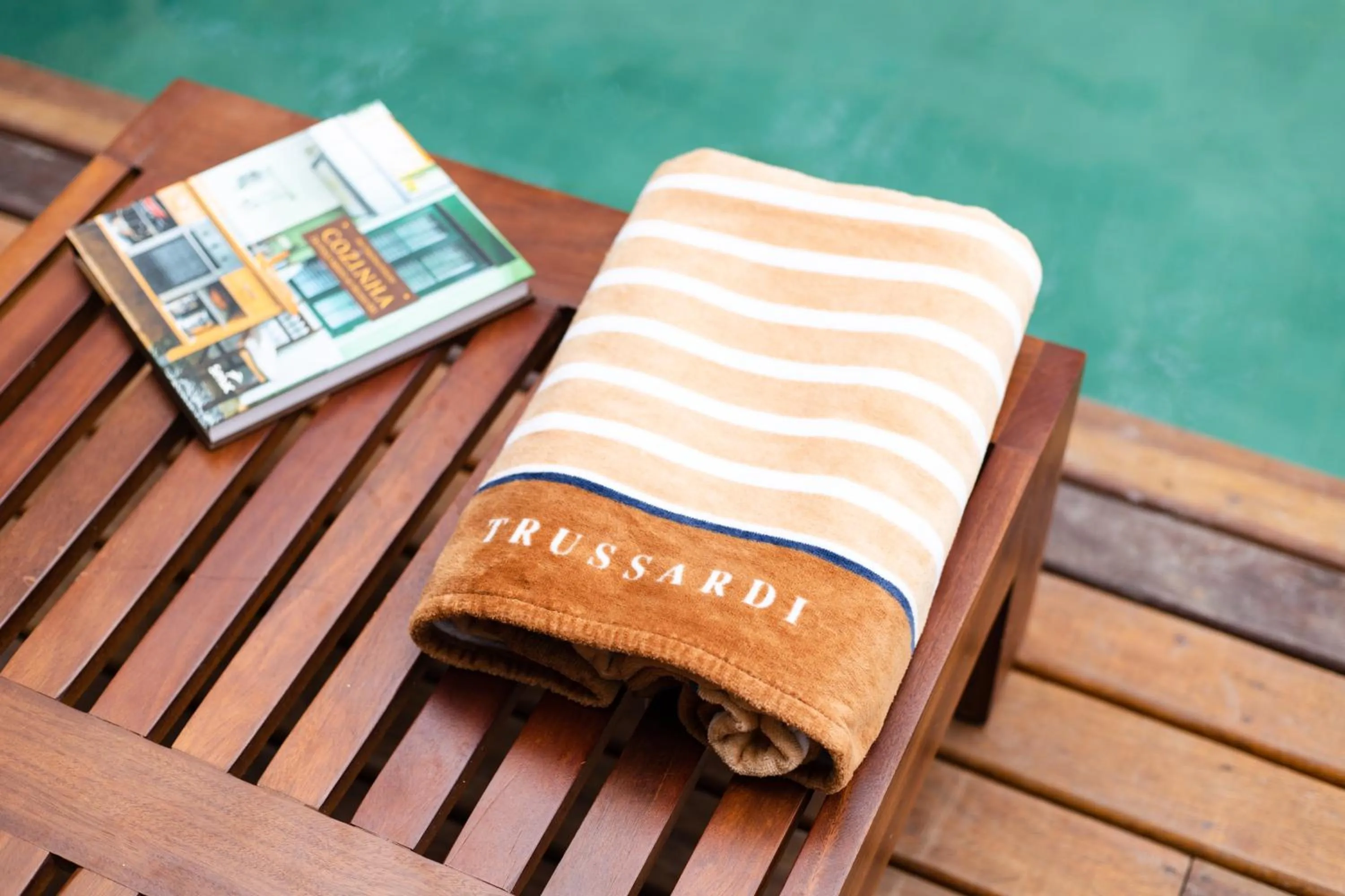 Swimming pool in Villa Odara