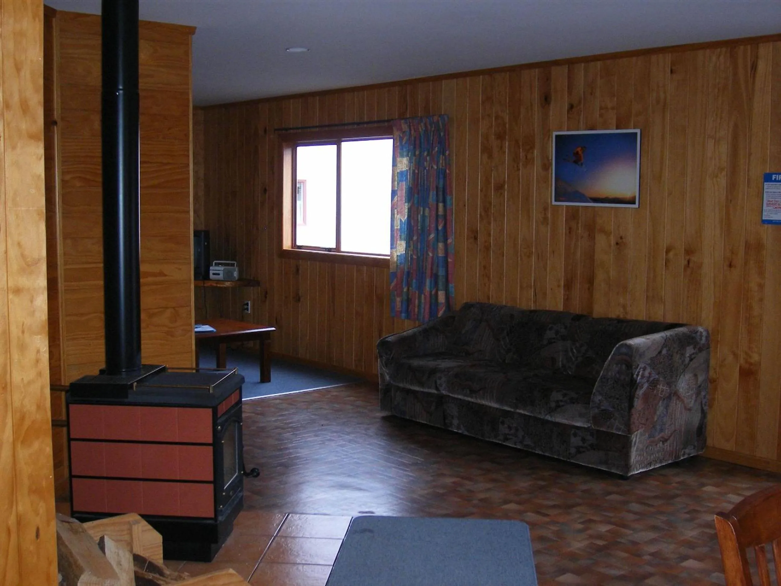 Photo of the whole room in Ossies Motels and Chalets