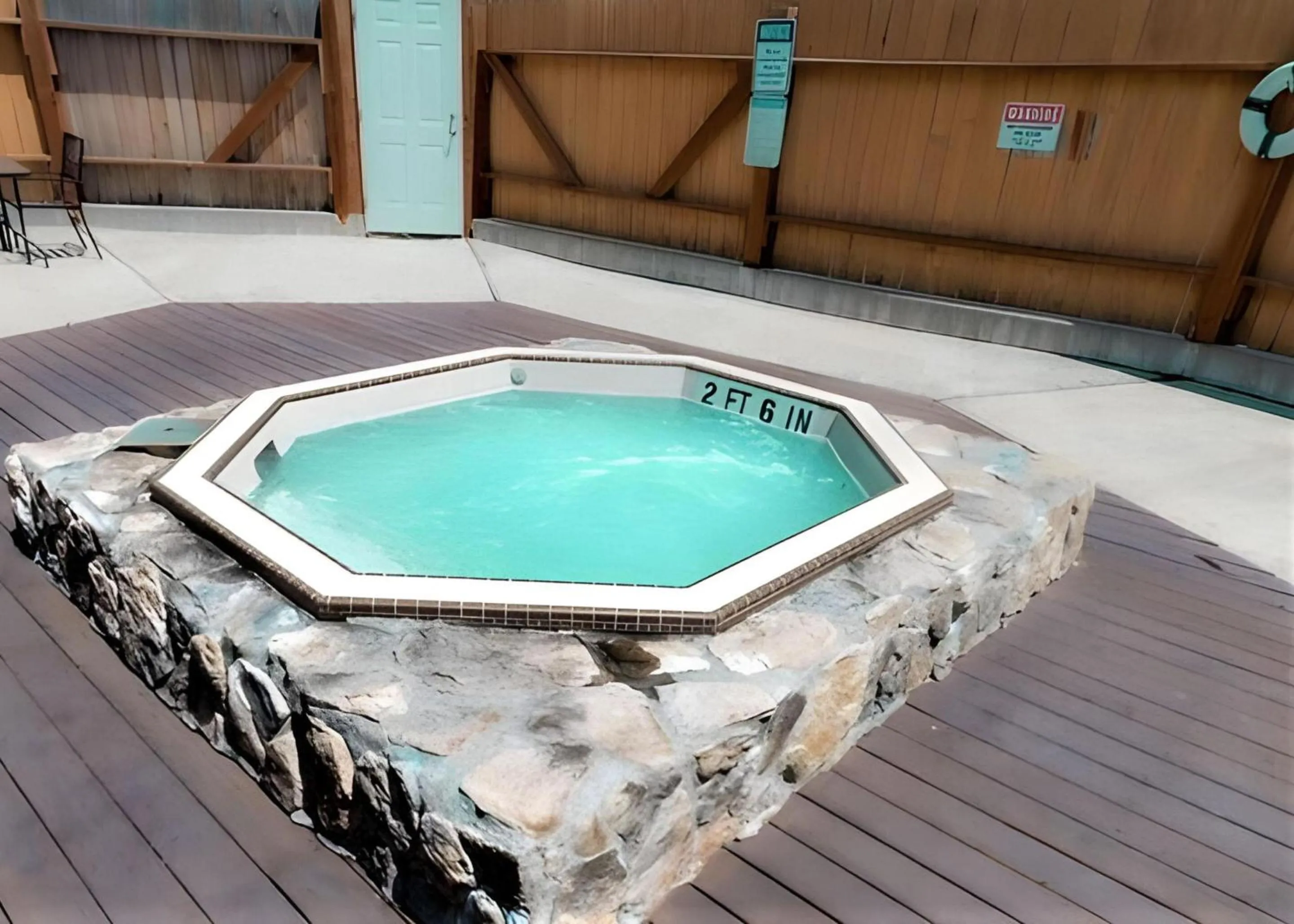 Hot Tub in Hibernation Station