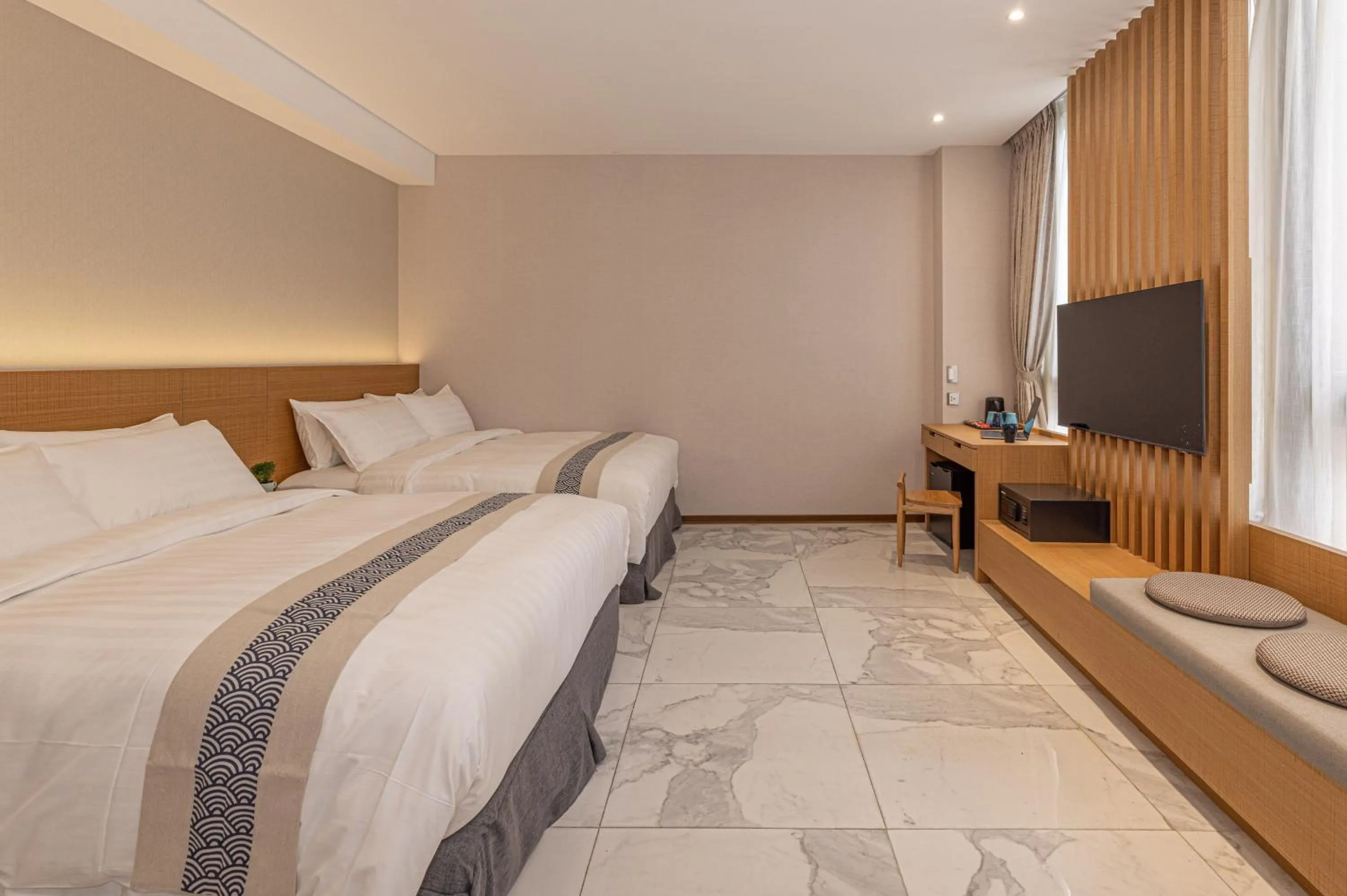 Bed in Sun Moon Lake Apollo Resort Hotel