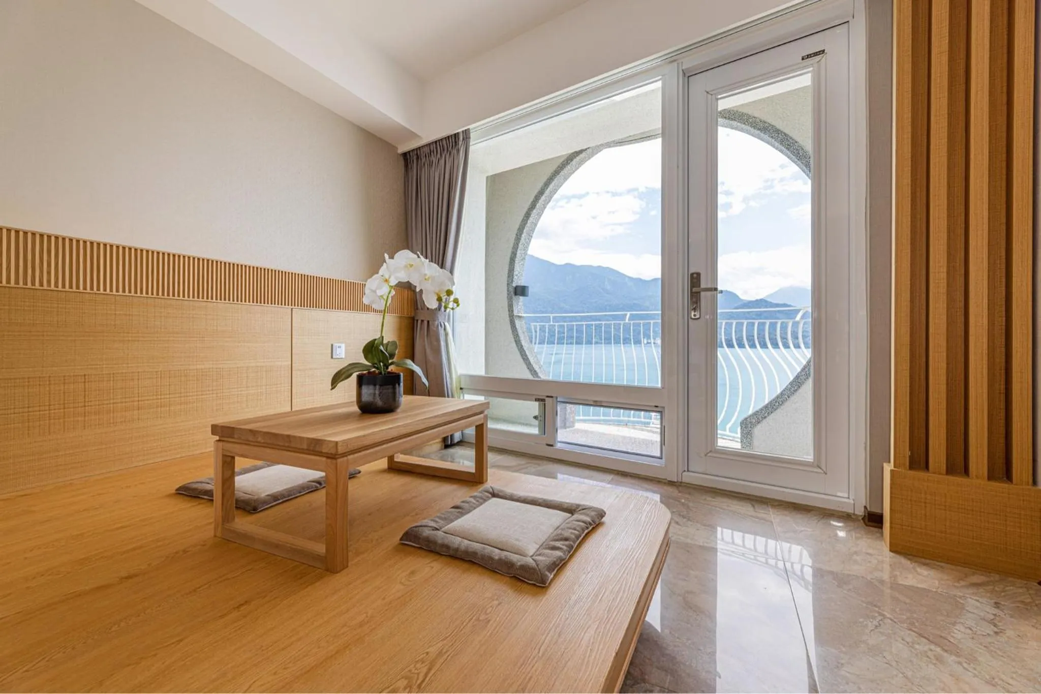 Property building in Sun Moon Lake Apollo Resort Hotel