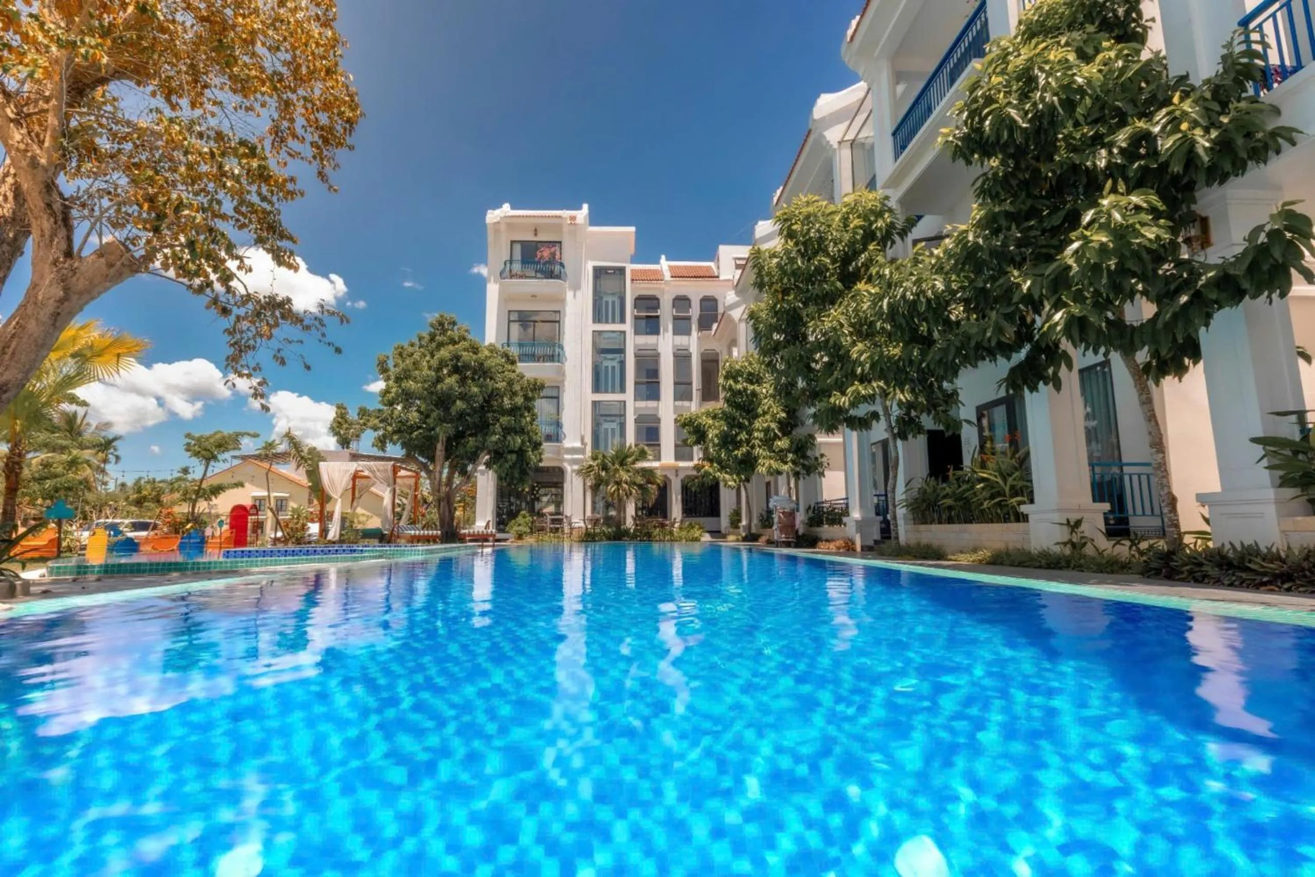 Swimming pool in Serene Nature Boutique Resort & Spa