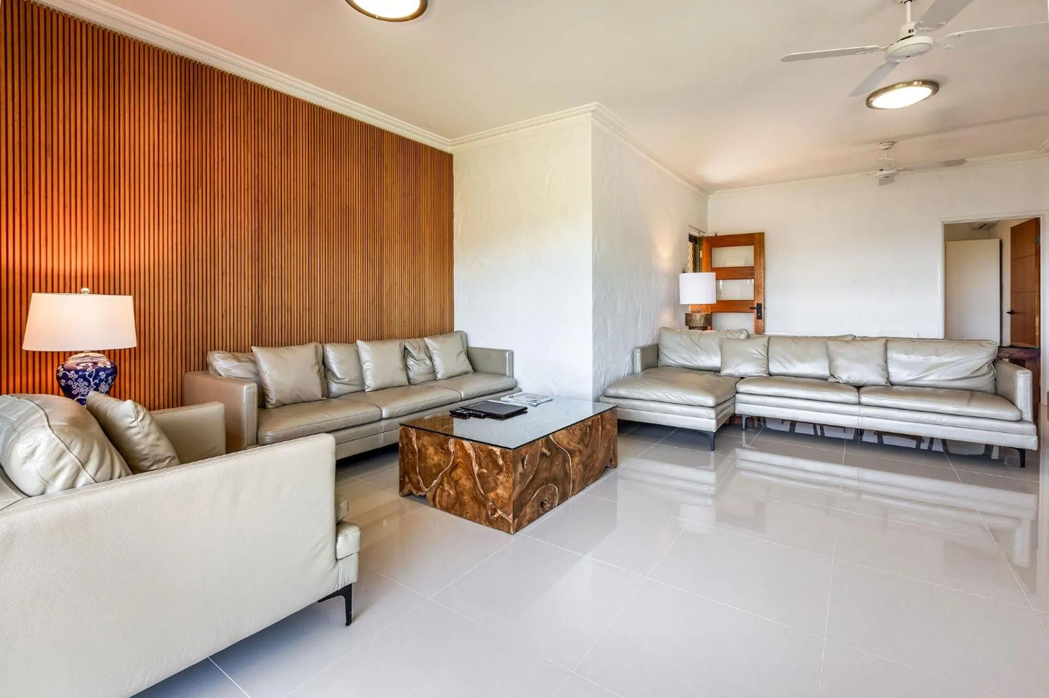 Canal Rocks Beachfront Apartments