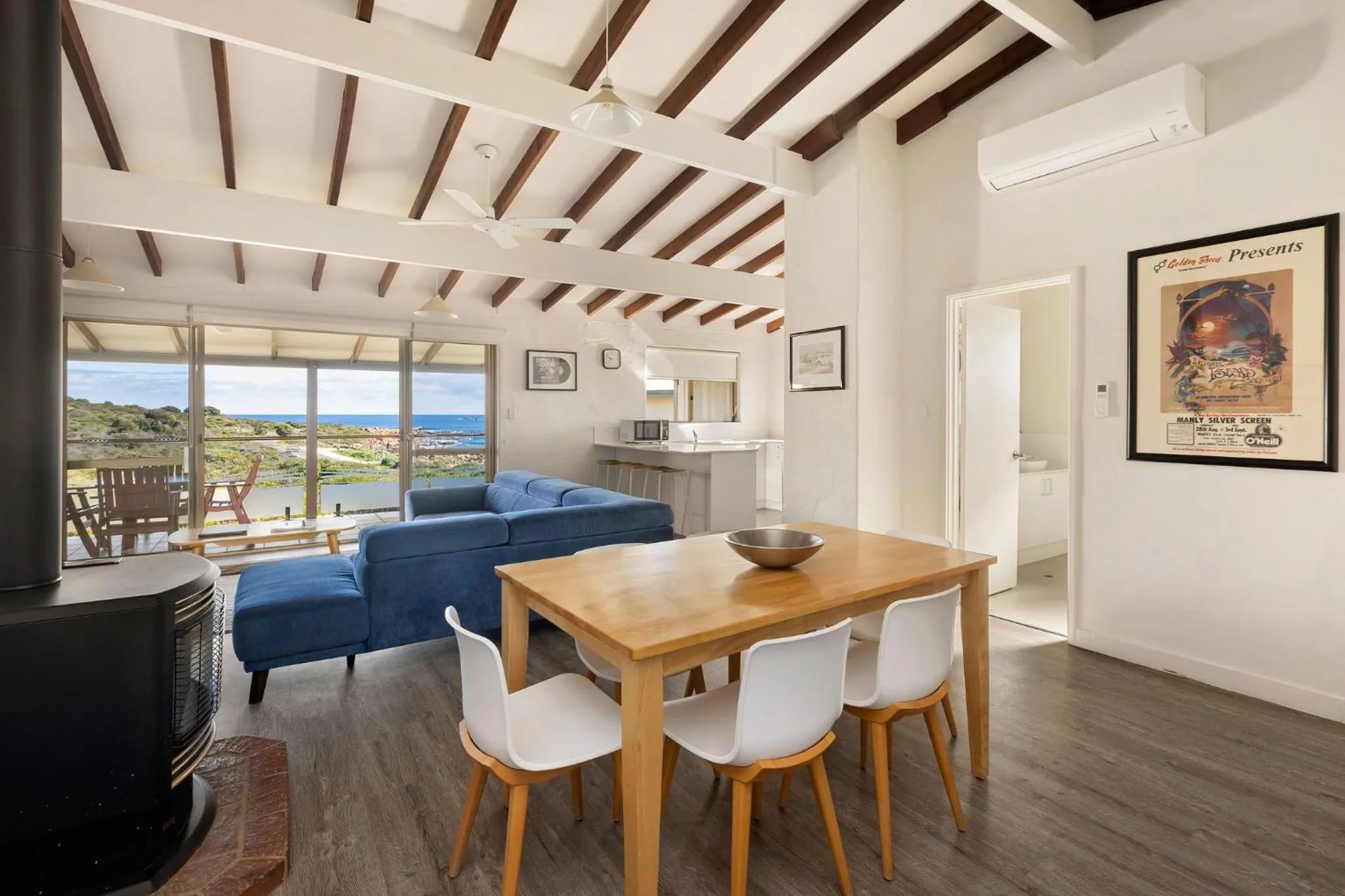 Canal Rocks Beachfront Apartments