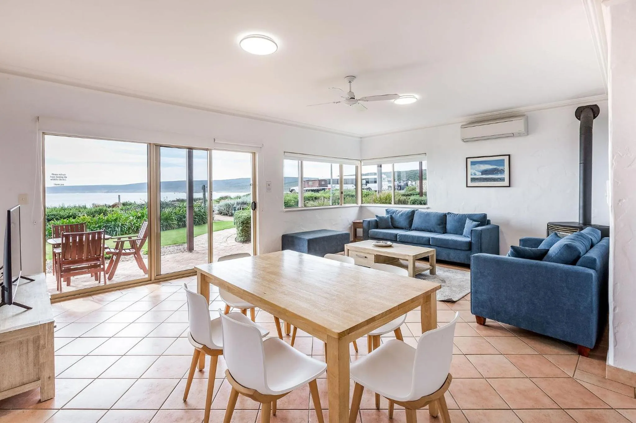 Canal Rocks Beachfront Apartments