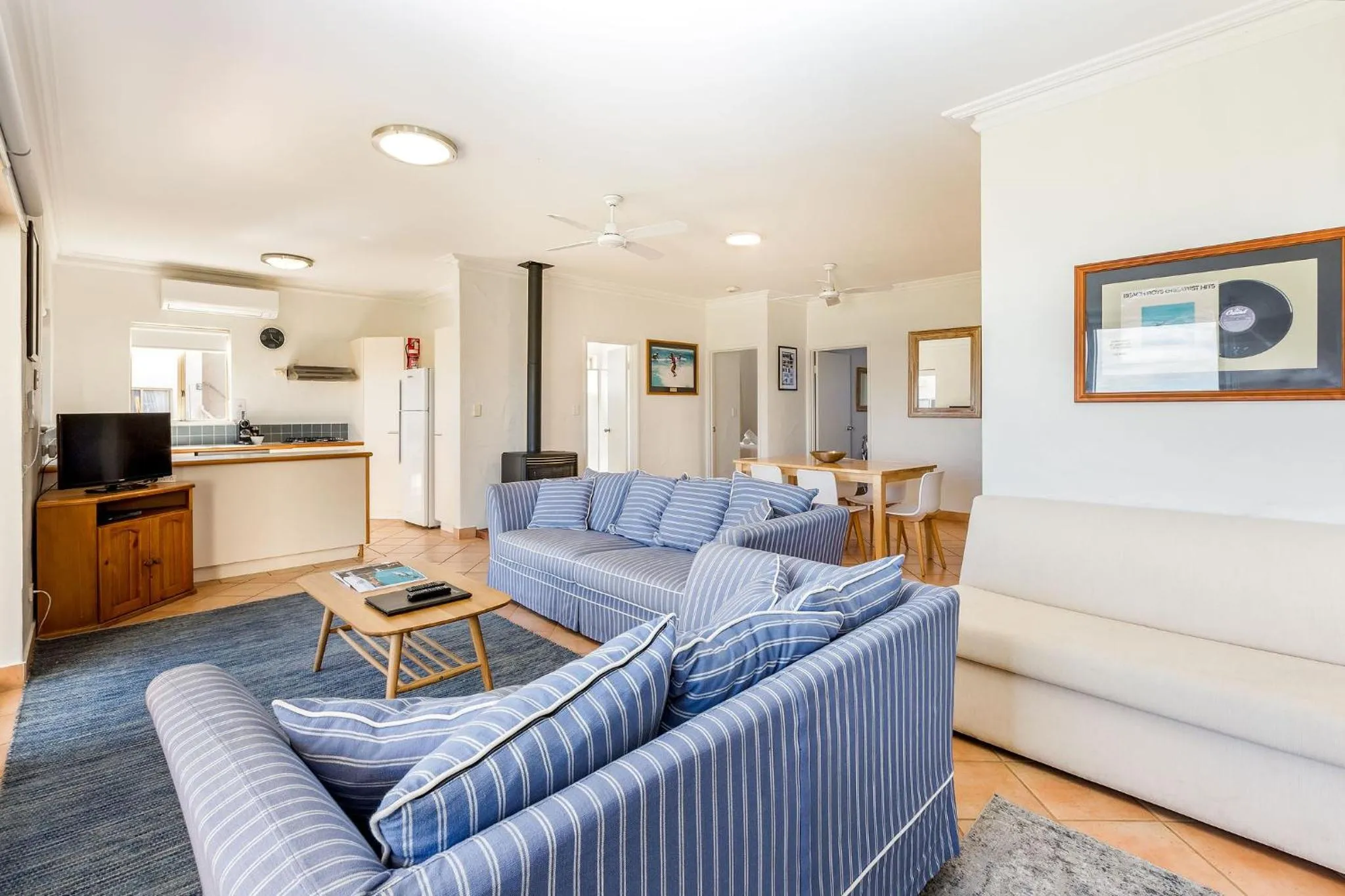 Canal Rocks Beachfront Apartments