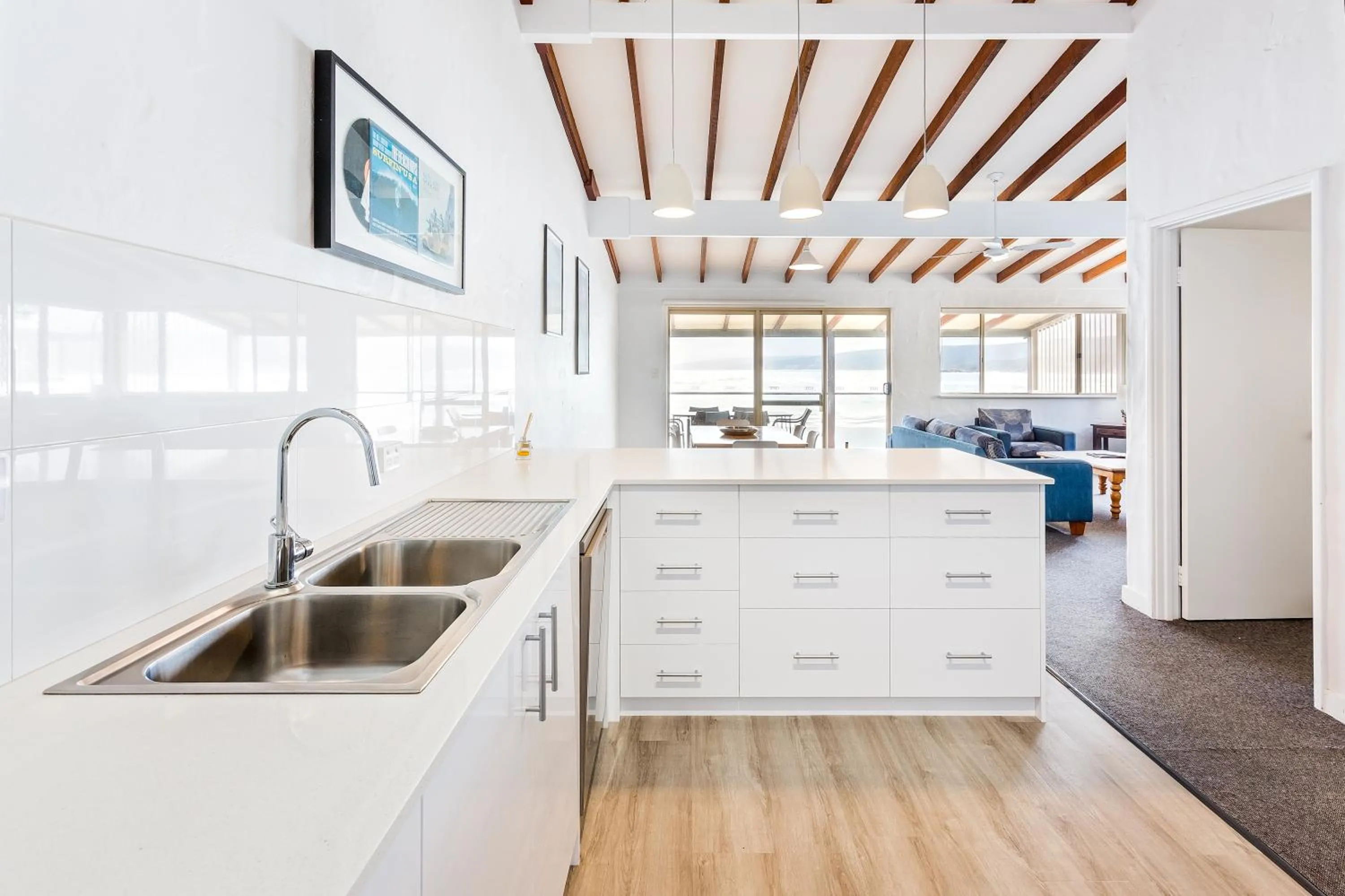 kitchen in Canal Rocks Beachfront Apartments