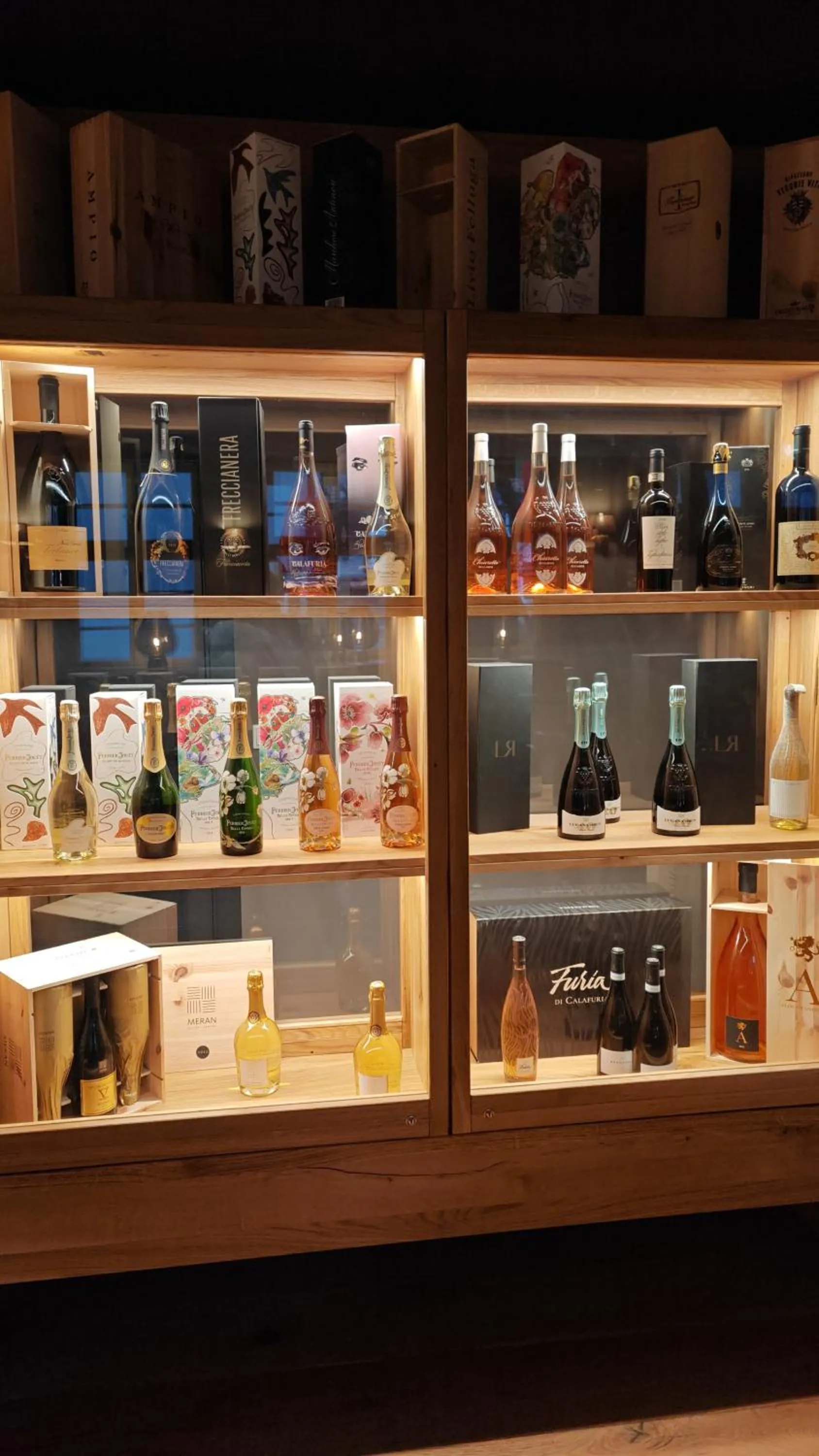 Restaurant/places to eat in The Boutique Hotel Dsignio