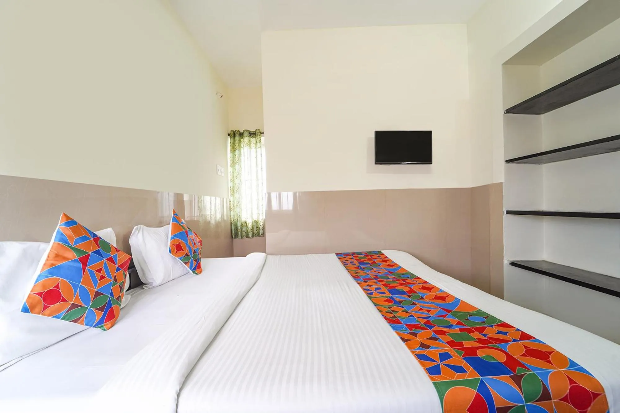 Bed in FabExpress Clover Castle - Nr Coimbatore International Airport