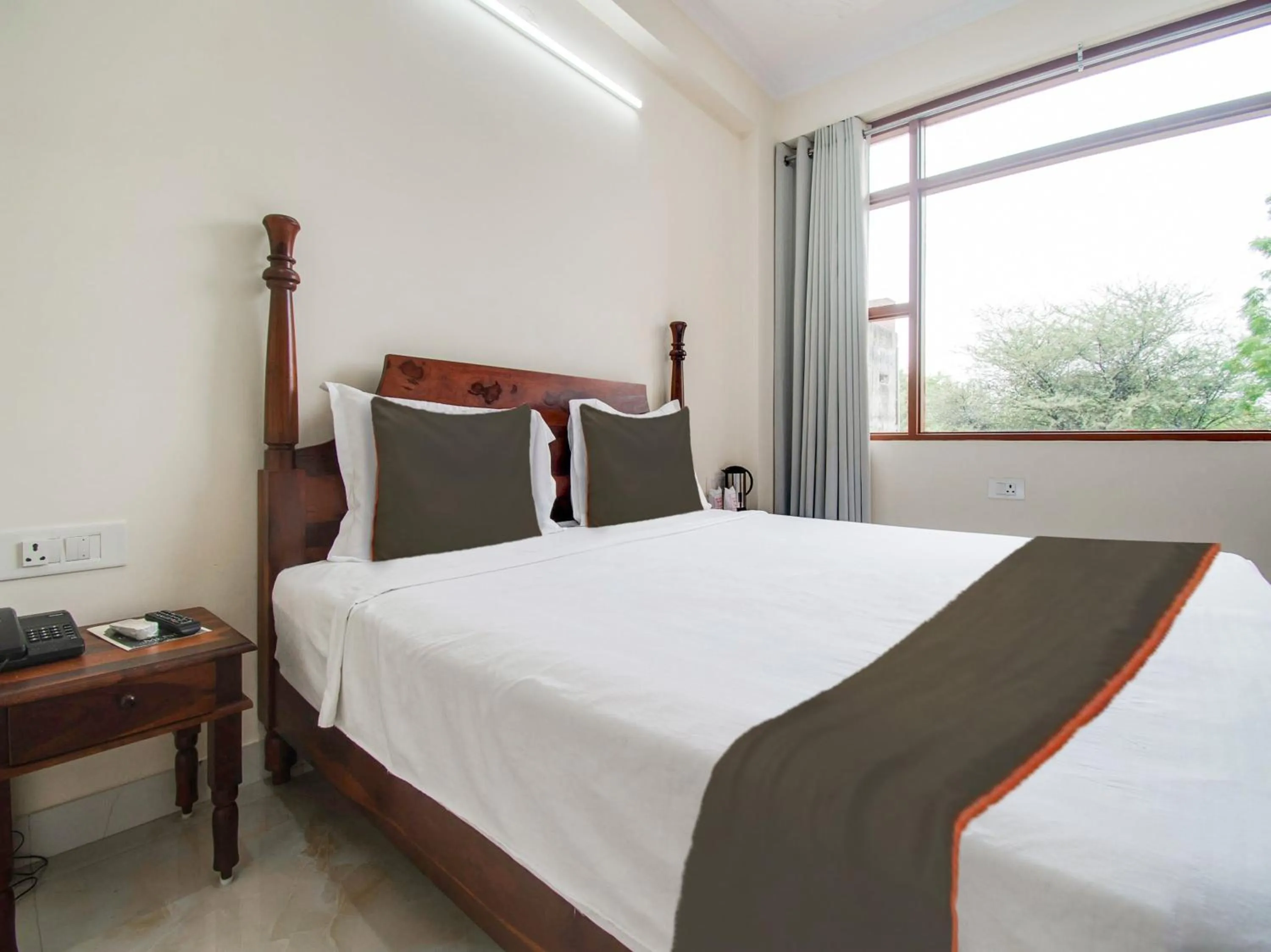 Facade/entrance in OYO Hotel O Omeshwari