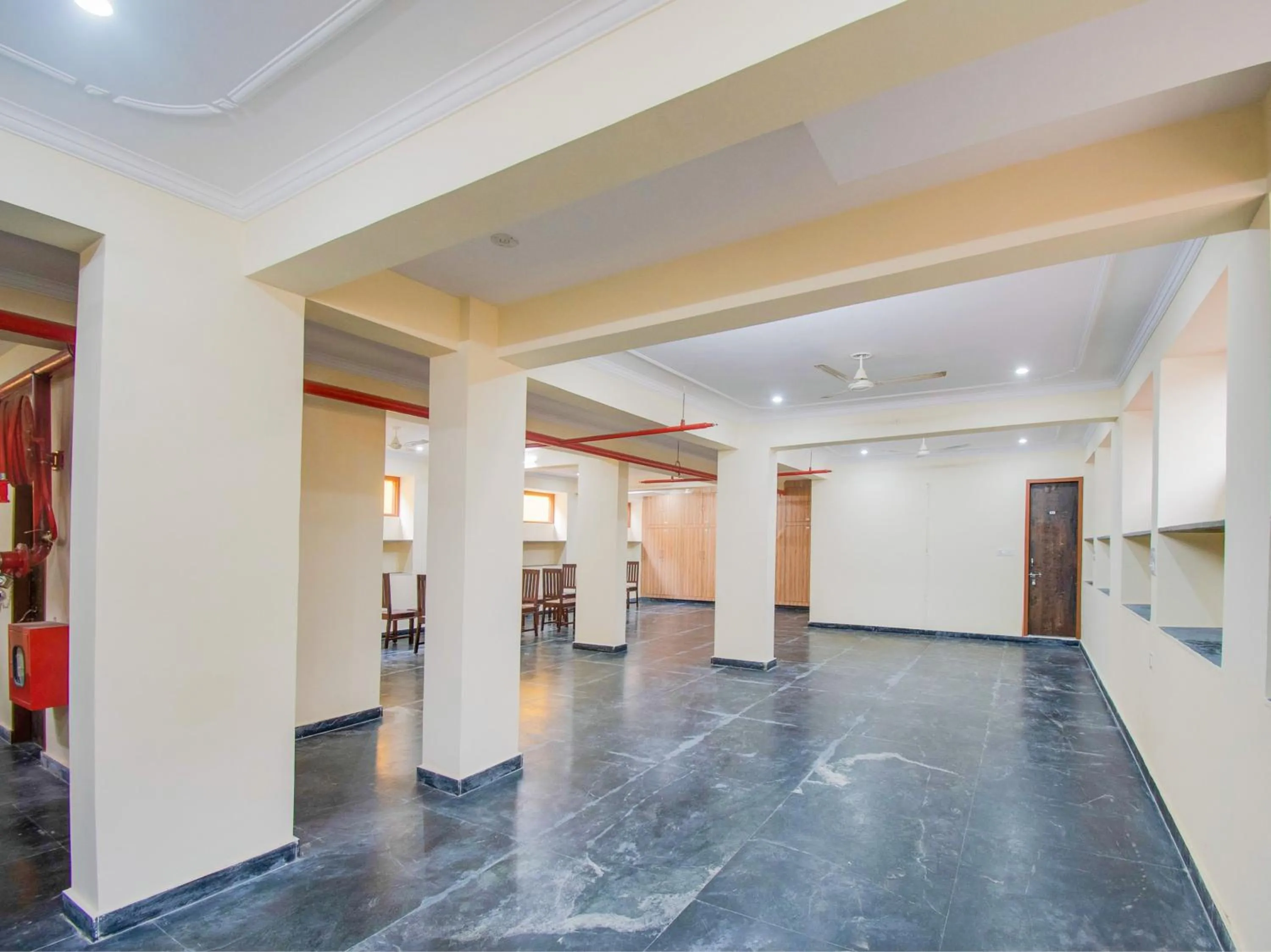 Lobby or reception in OYO Hotel O Omeshwari