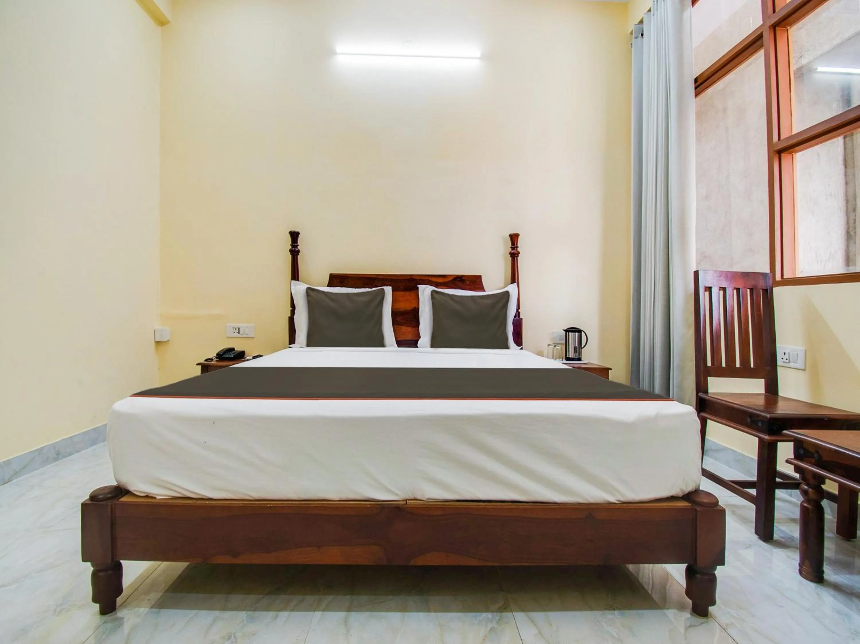 Bedroom in OYO Hotel O Omeshwari