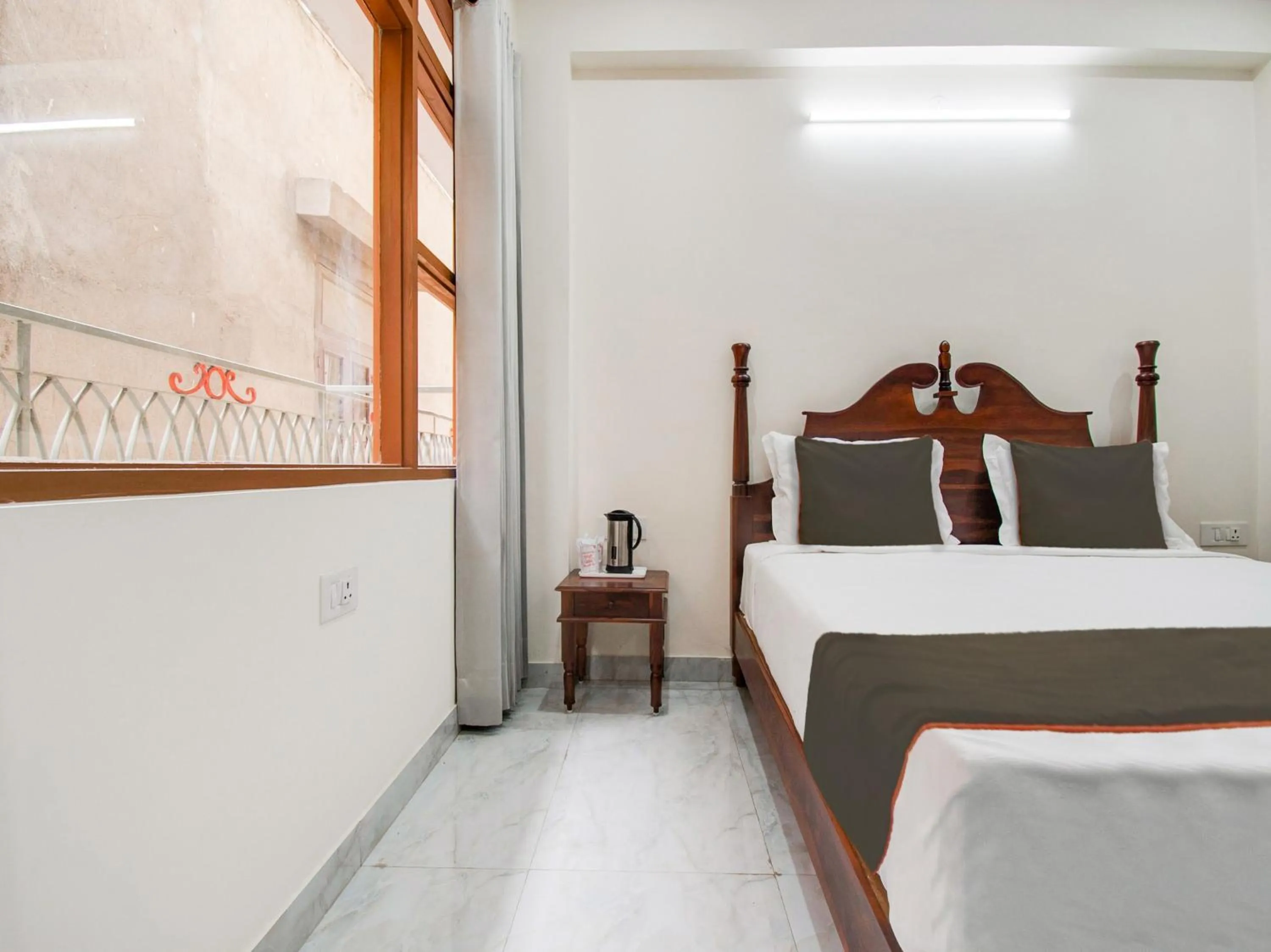 Bedroom in OYO Hotel O Omeshwari