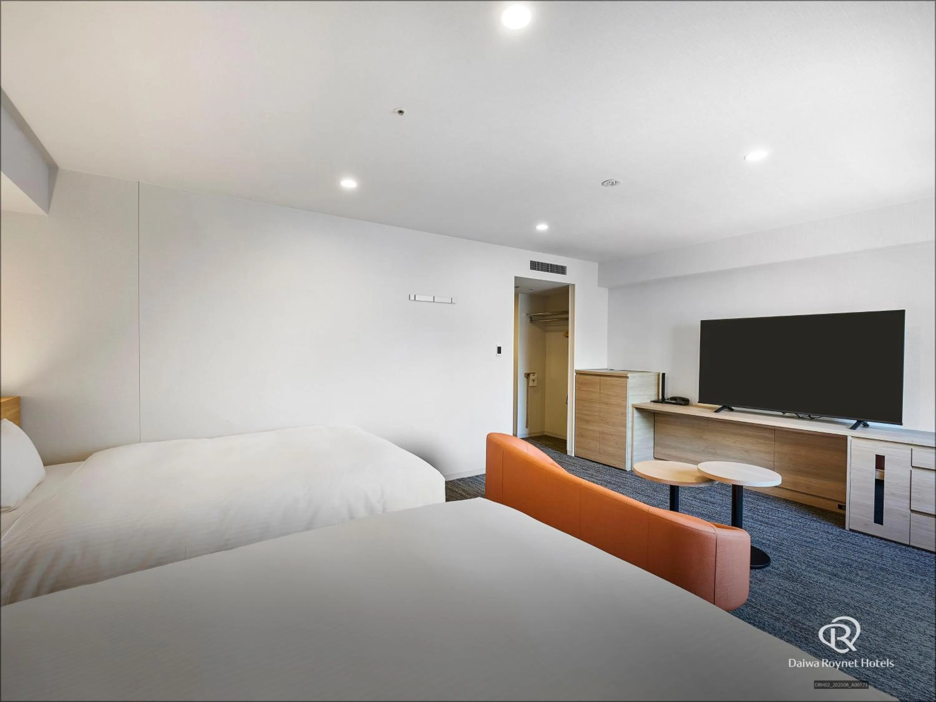 Photo of the whole room, Bed in Daiwa Roynet Utsunomiya