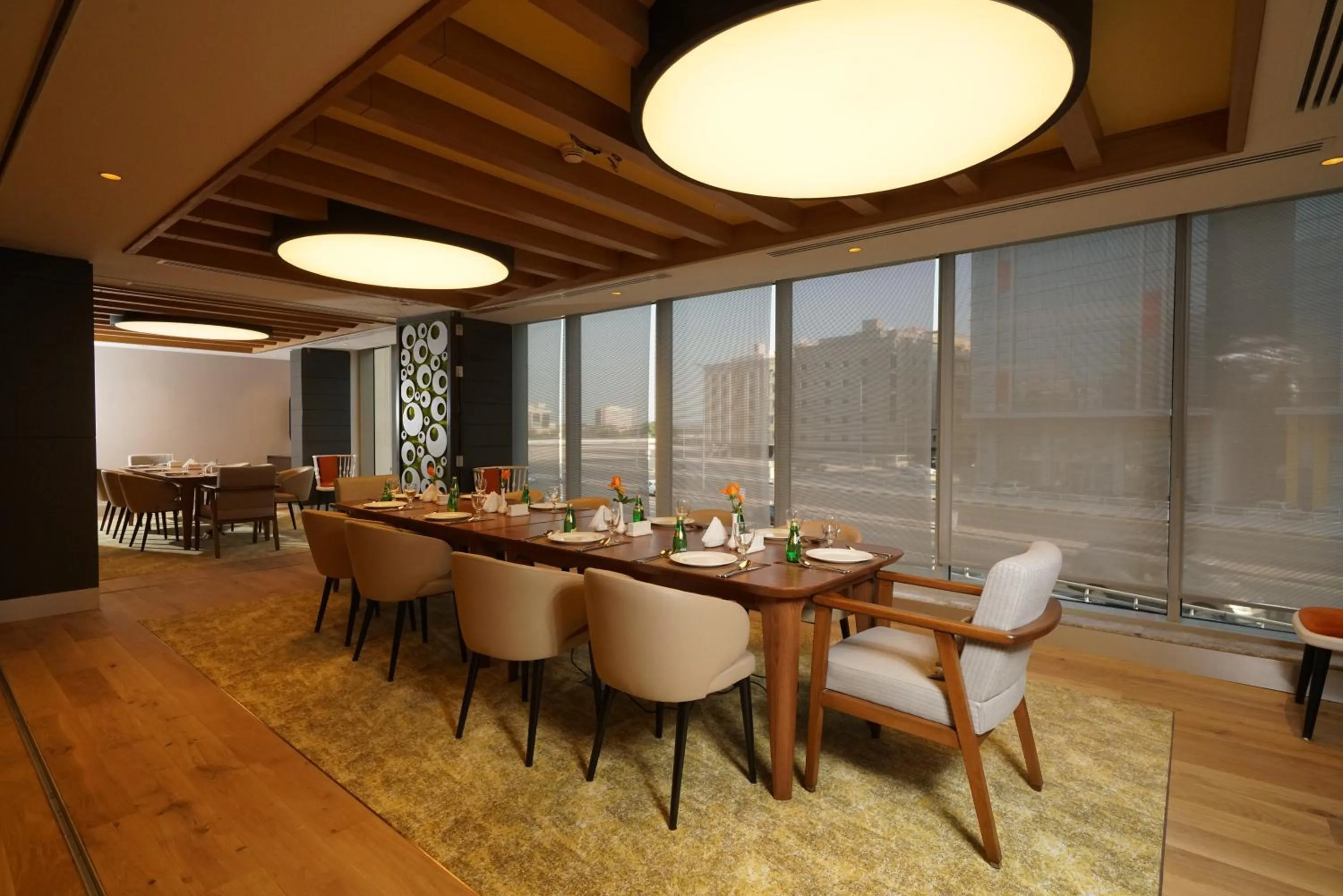 Restaurant/places to eat in Ramada Encore Al Khobar Corniche