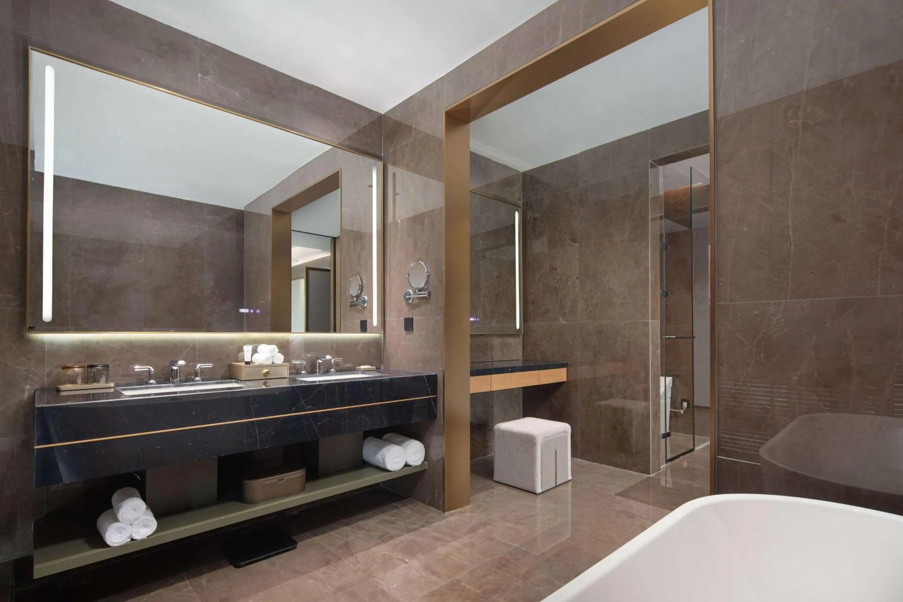 Photo of the whole room, Bathroom in Wyndham Taizhou West