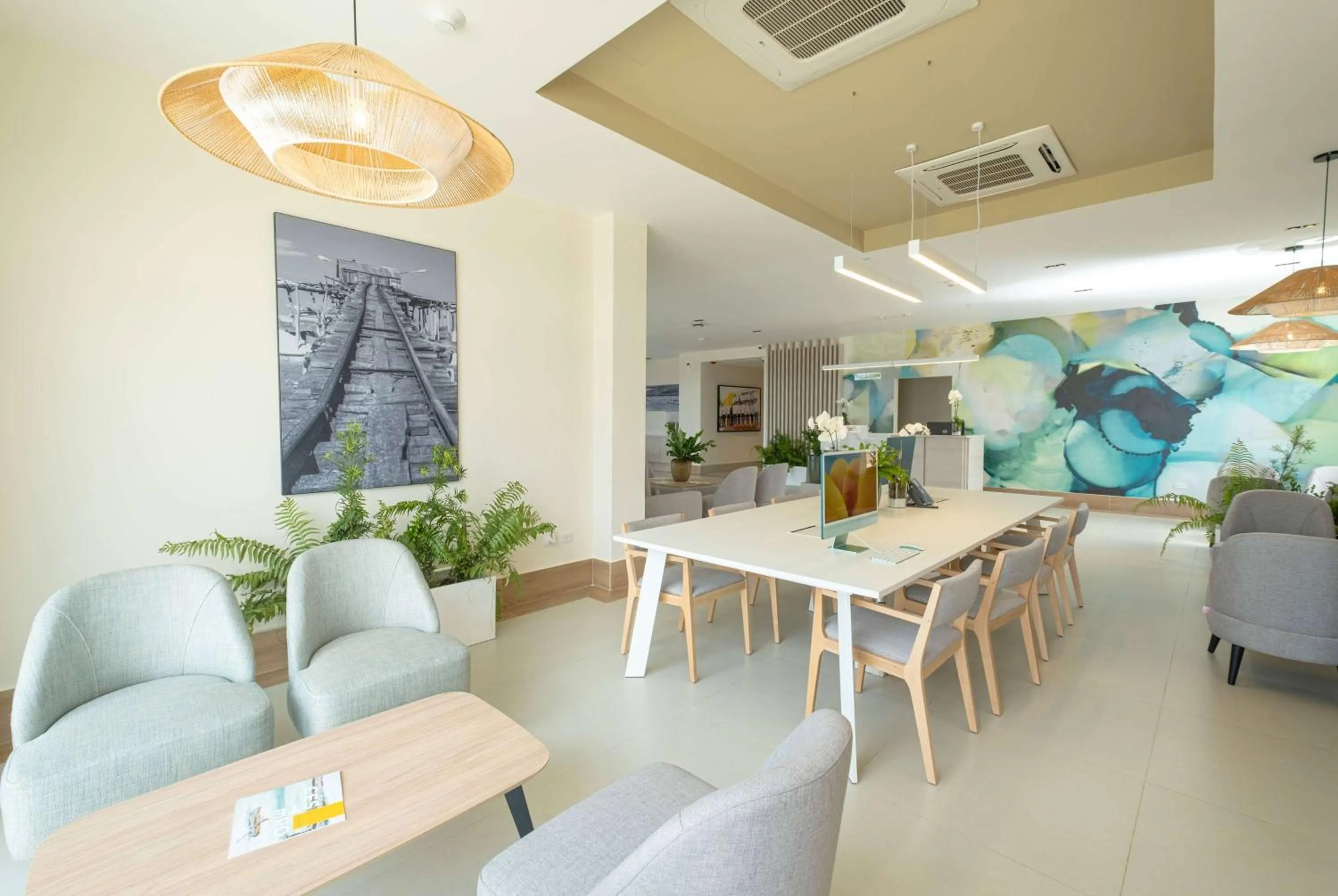 Lobby or reception in Wyndham Garden El Morro Montecristi