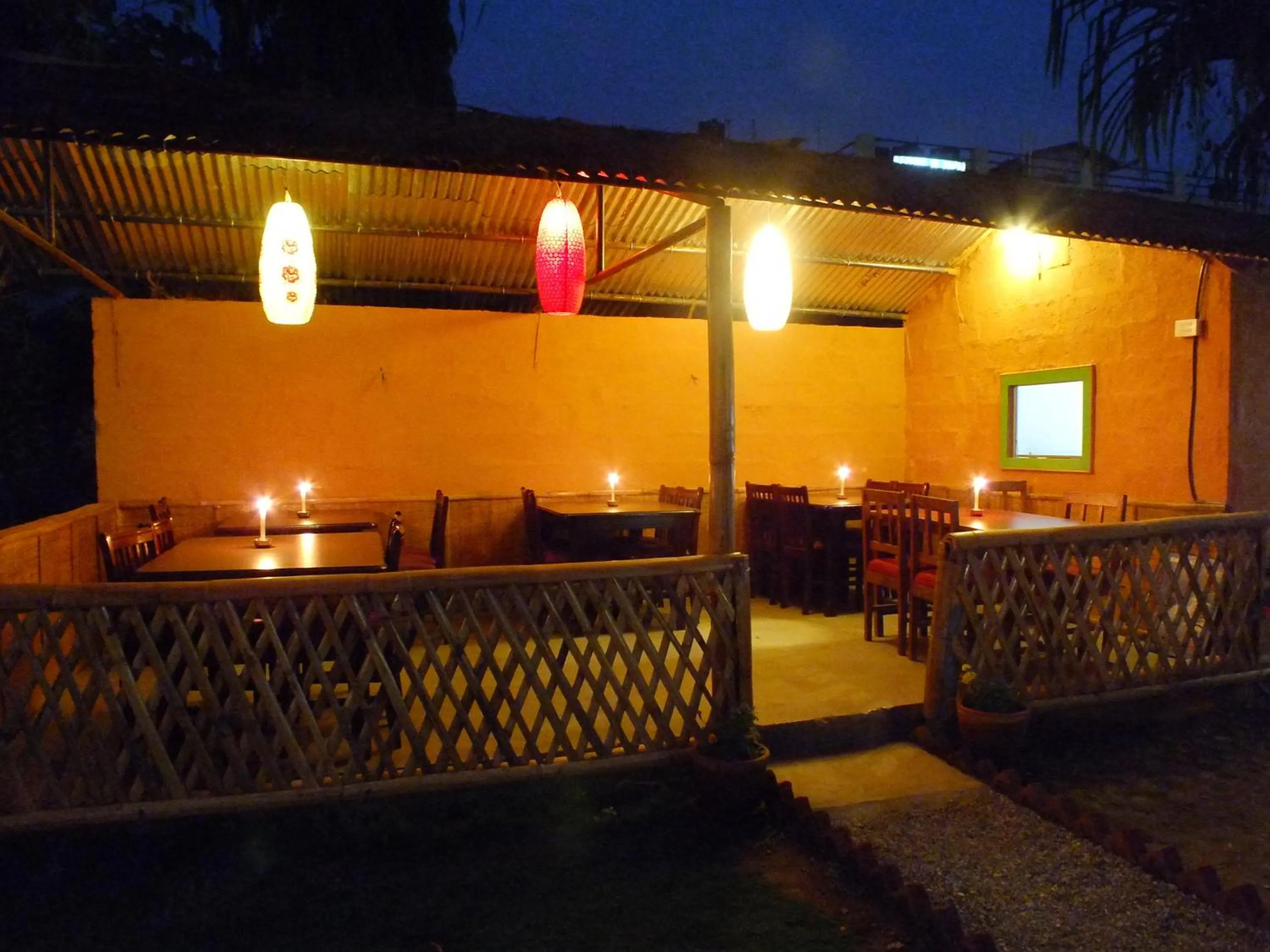 Restaurant/places to eat in Hotel Greenland