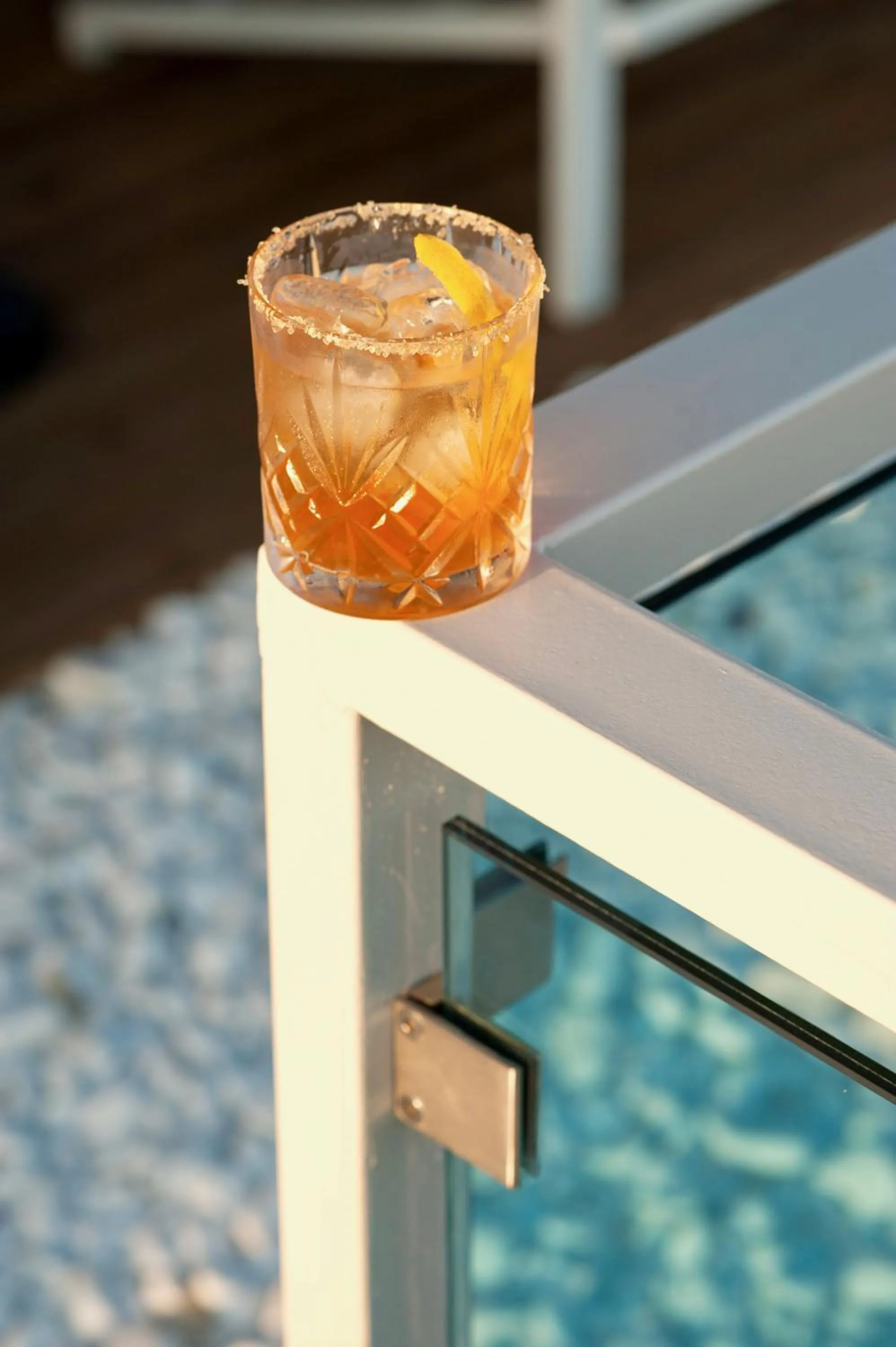 Alcoholic drinks in Scale Suites