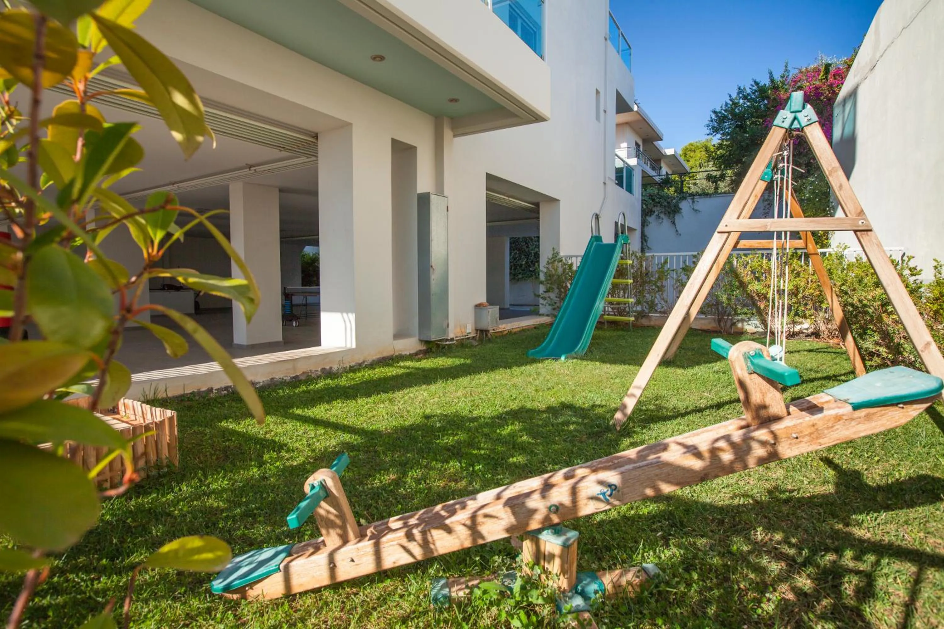 Children play ground in Scale Suites