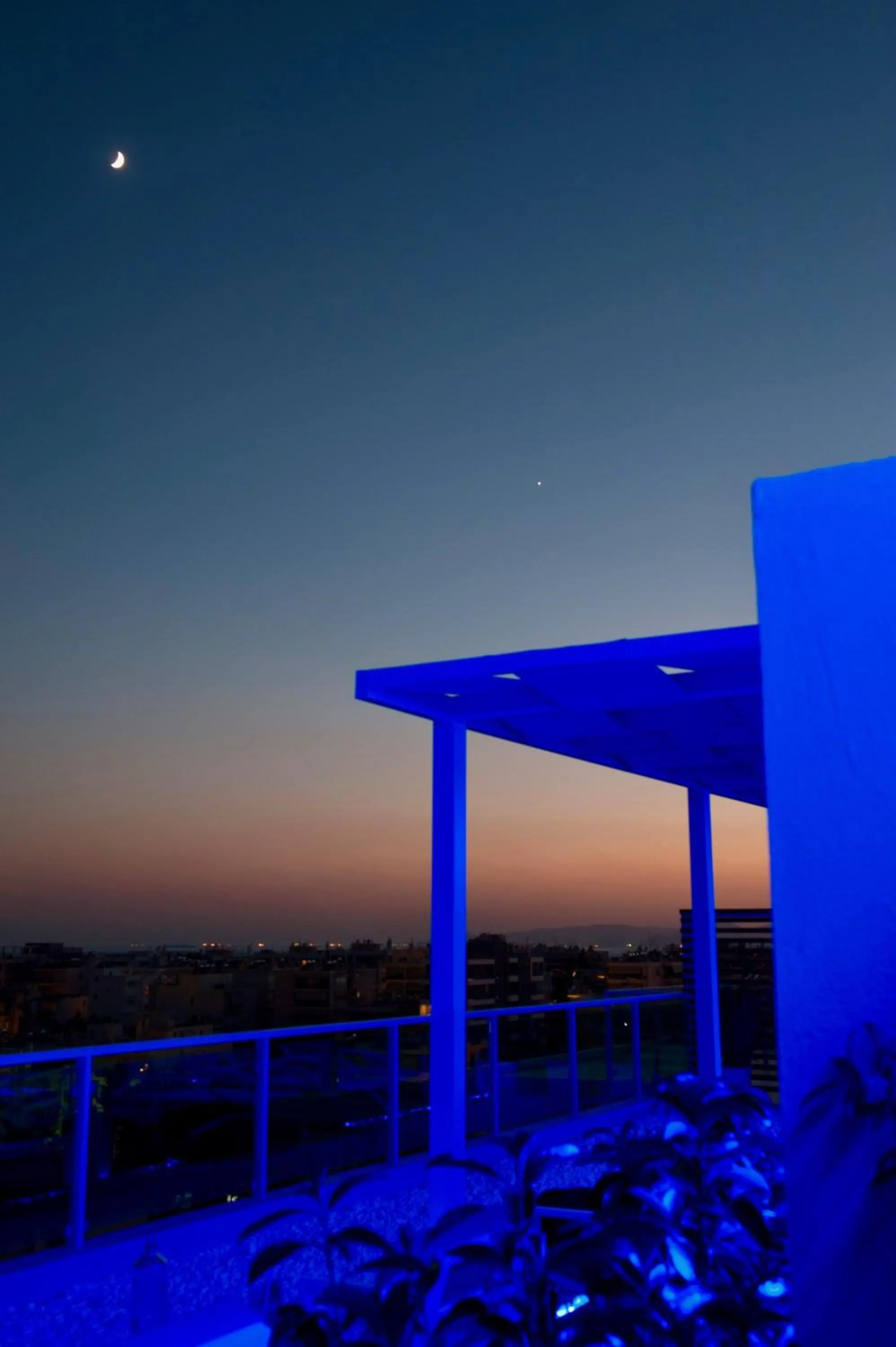 Sea view in Scale Suites