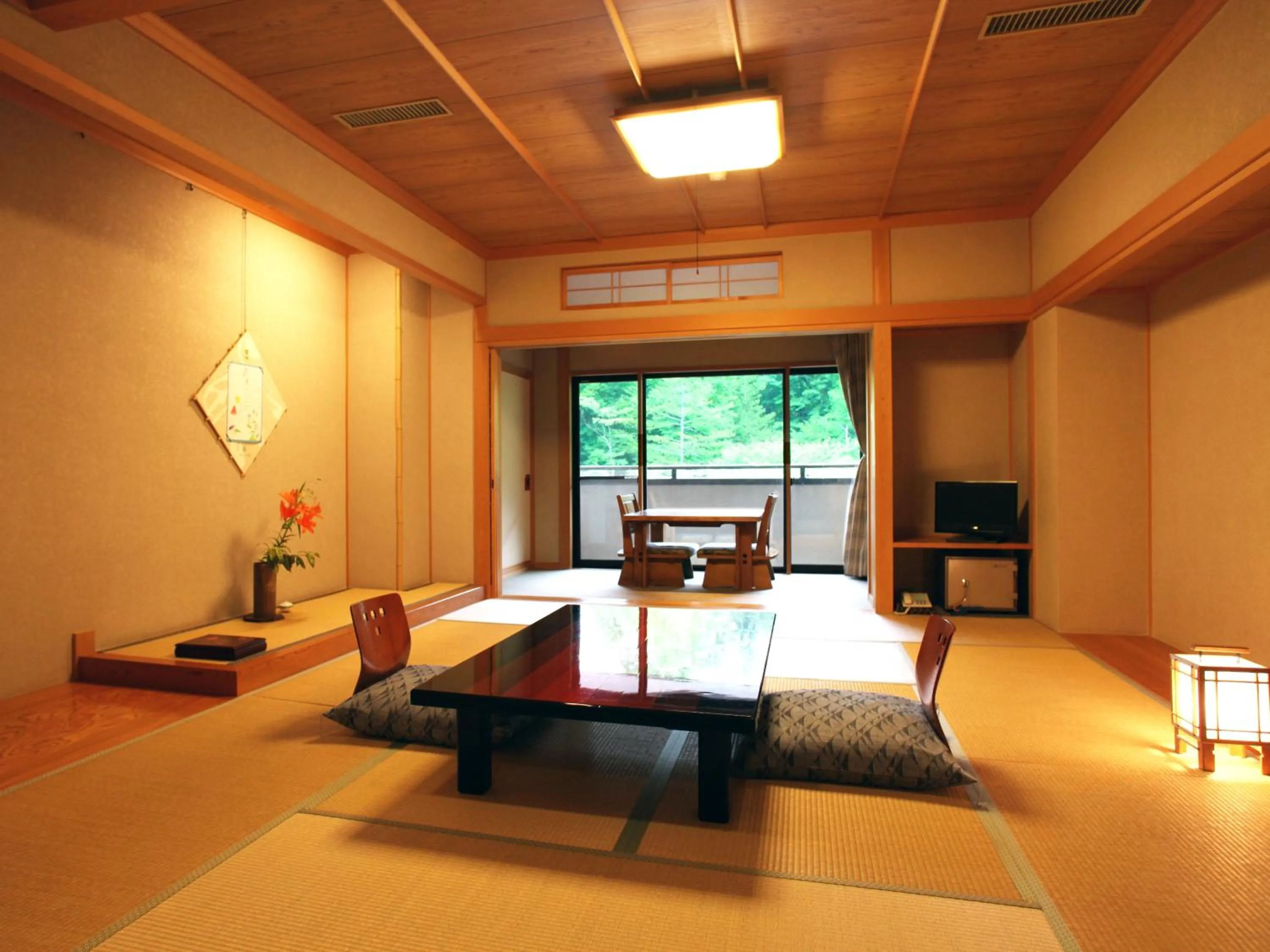 Dining area, Bed in Awanoyu