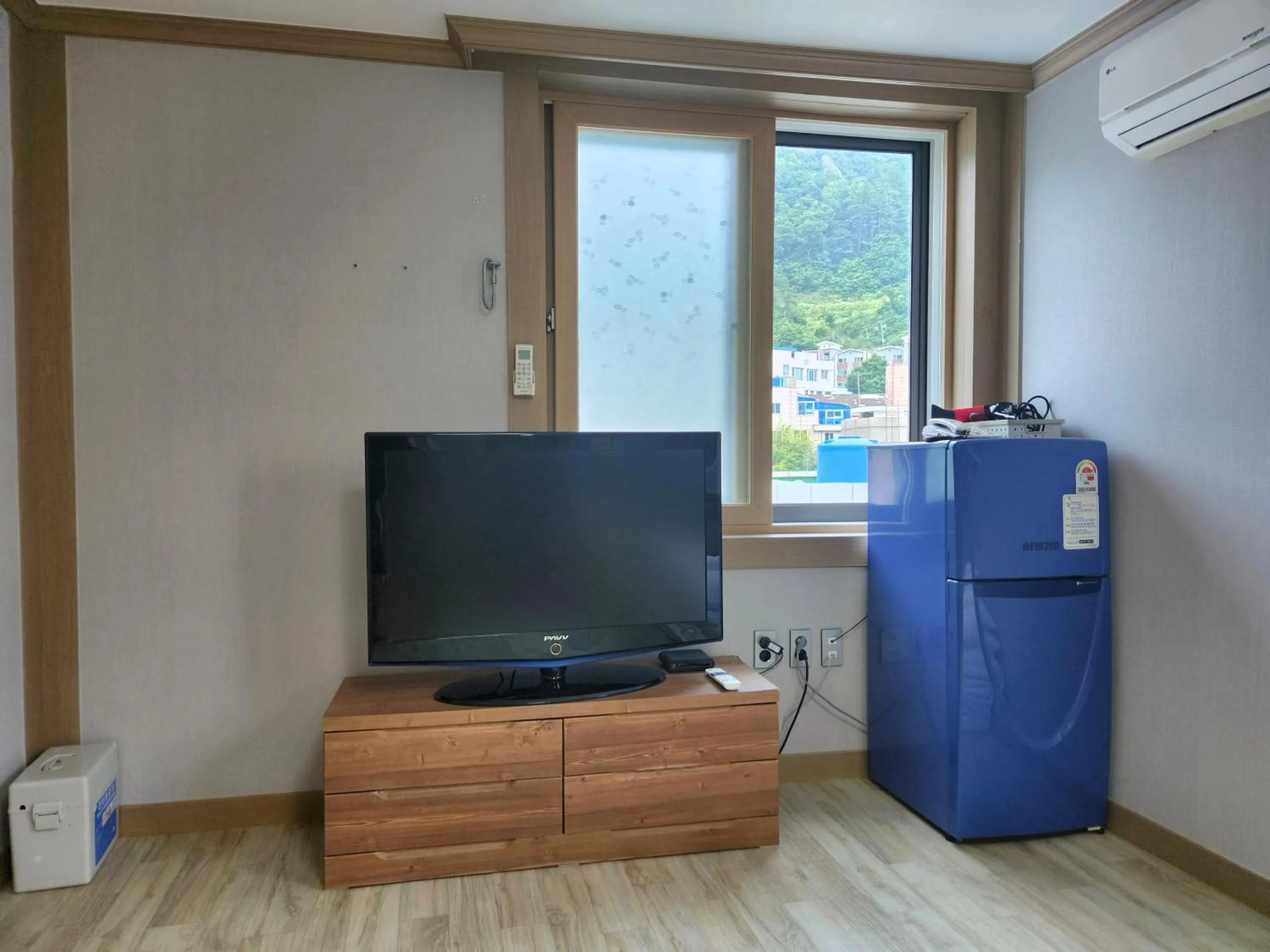 TV and multimedia in e comfy Hotel