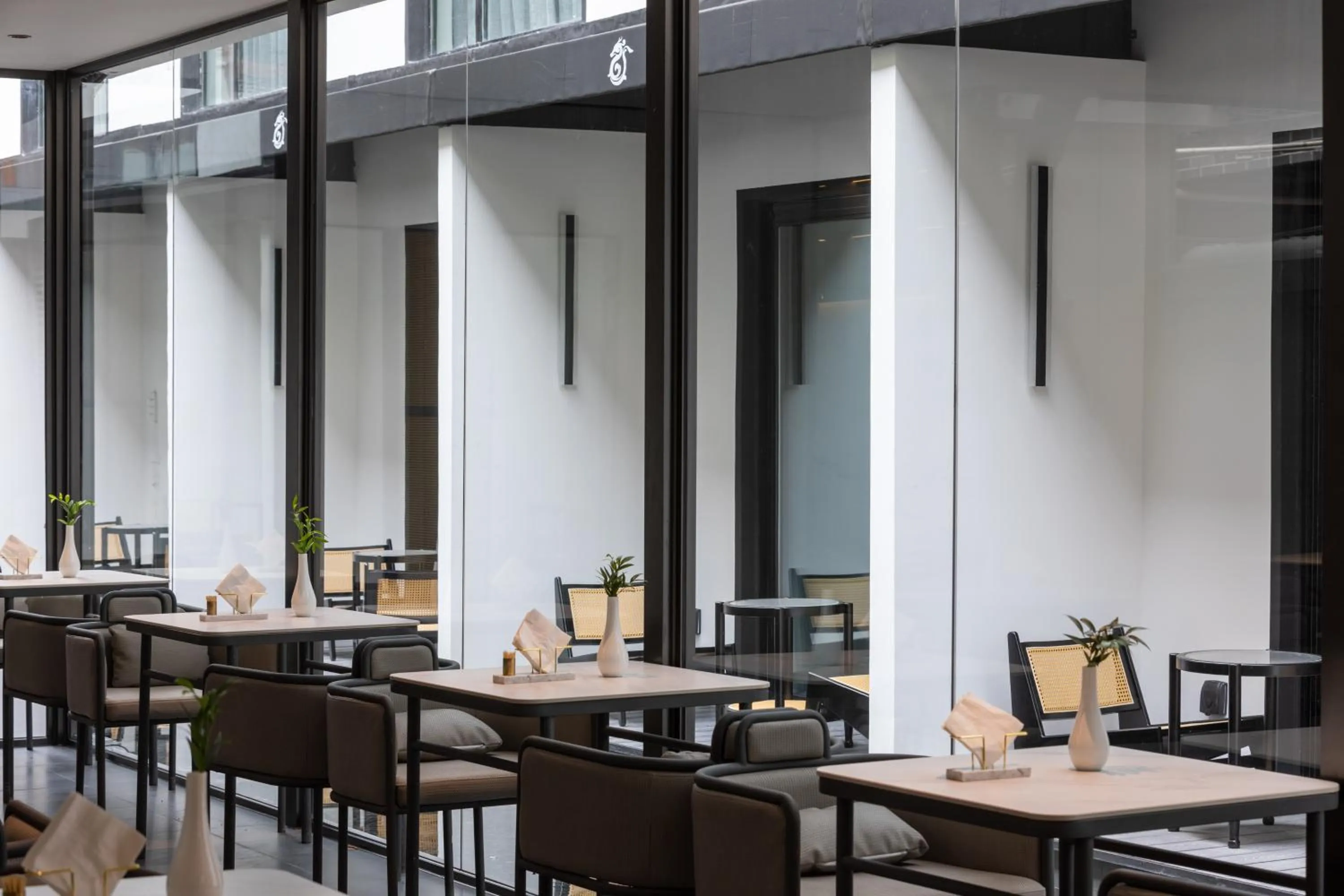 Restaurant/places to eat in Gongxili - Xige Hotel Free Welcome Tea and Dessert