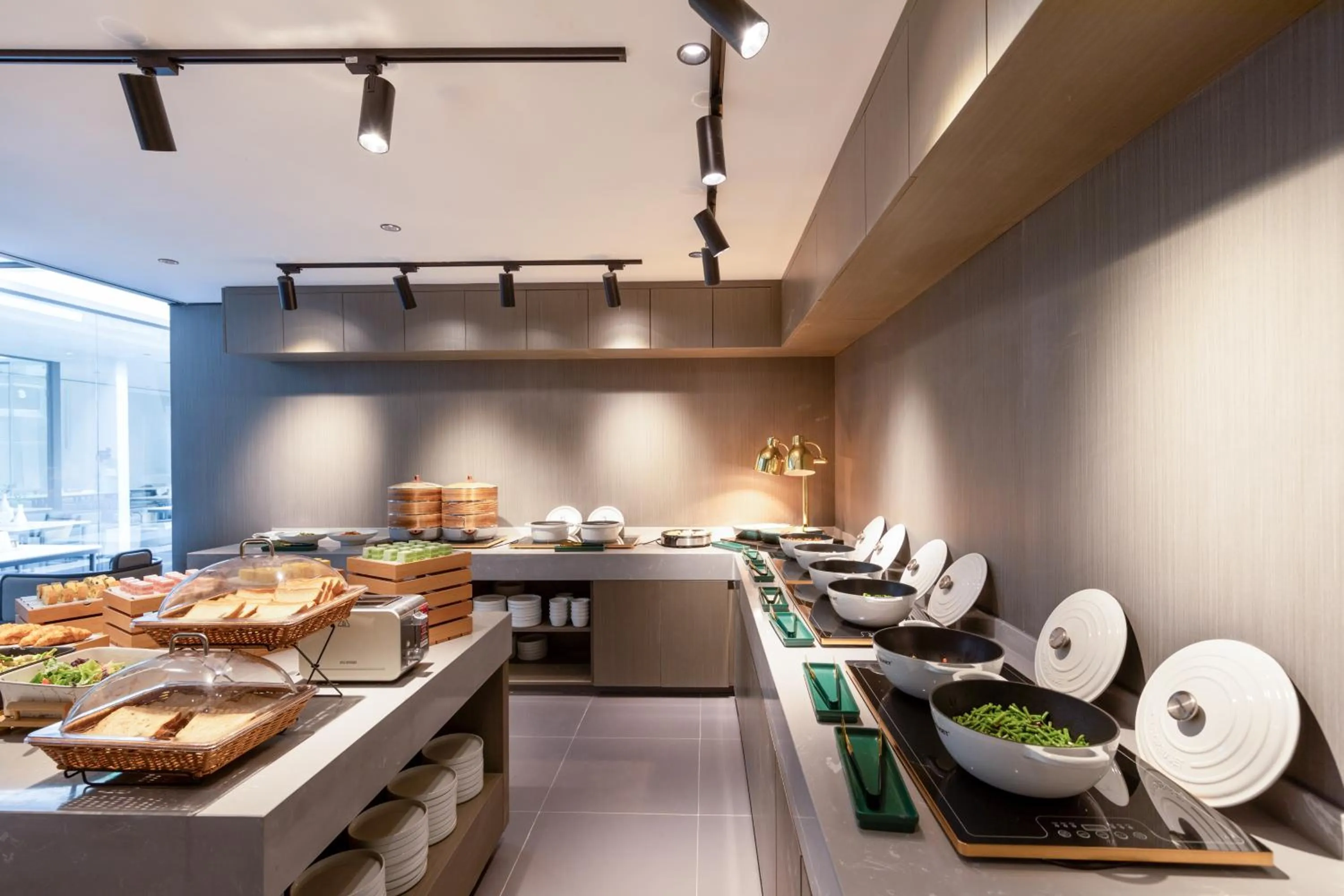 Restaurant/places to eat in Gongxili - Xige Hotel Free Welcome Tea and Dessert