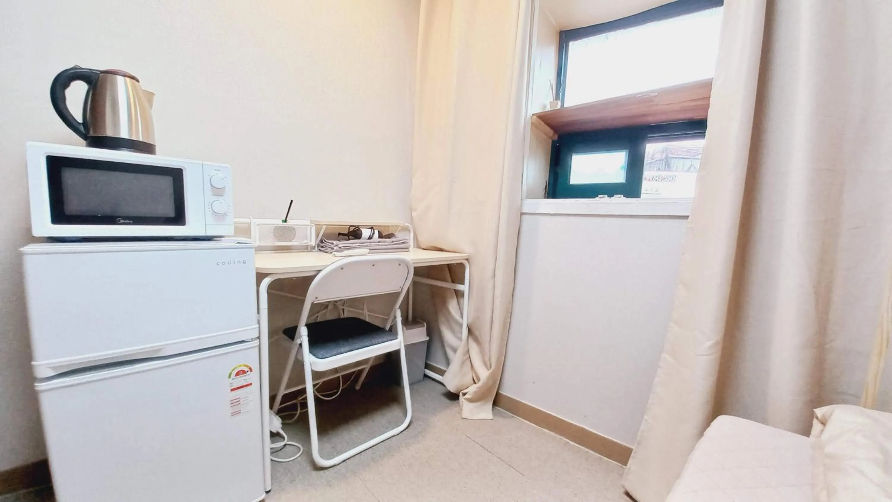 Photo of the whole room in Sujeongjang Inn