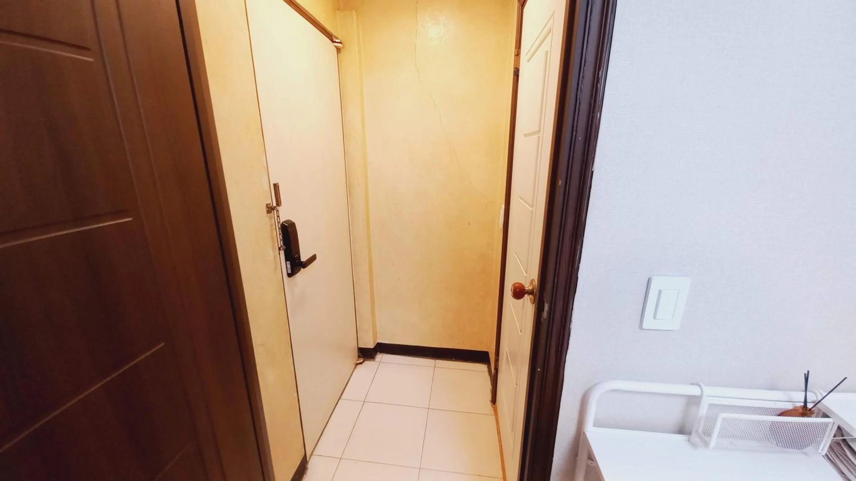 Photo of the whole room in Sujeongjang Inn