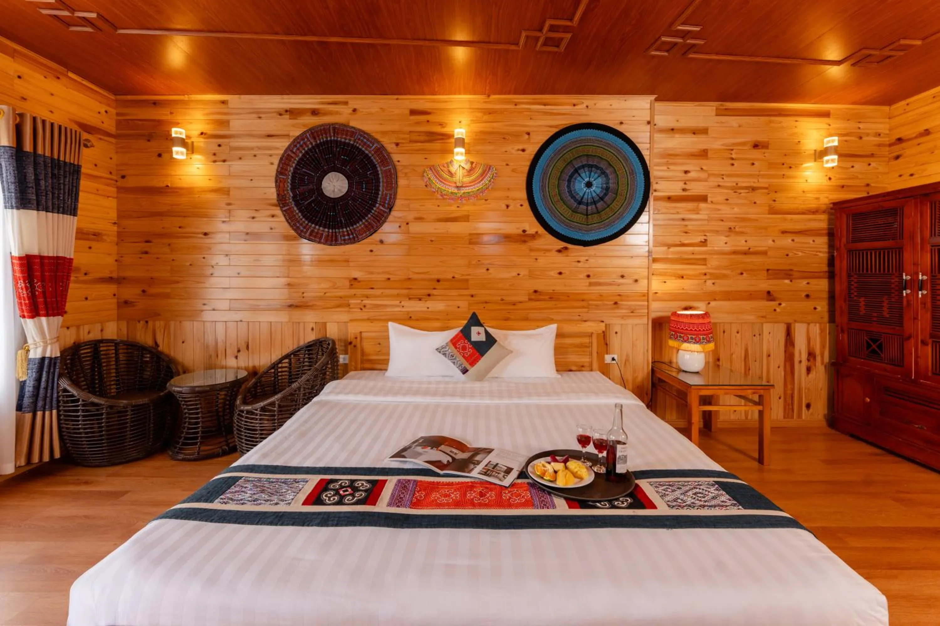 Bed in Muong Hoa River View Hotel