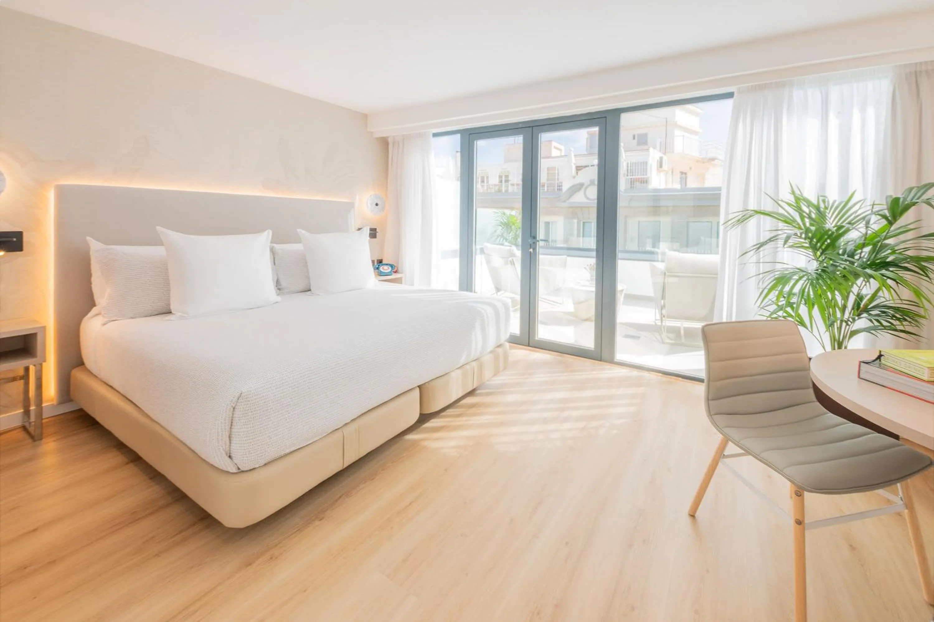 Bed in INNSiDE by Meliá Tenerife Santa Cruz