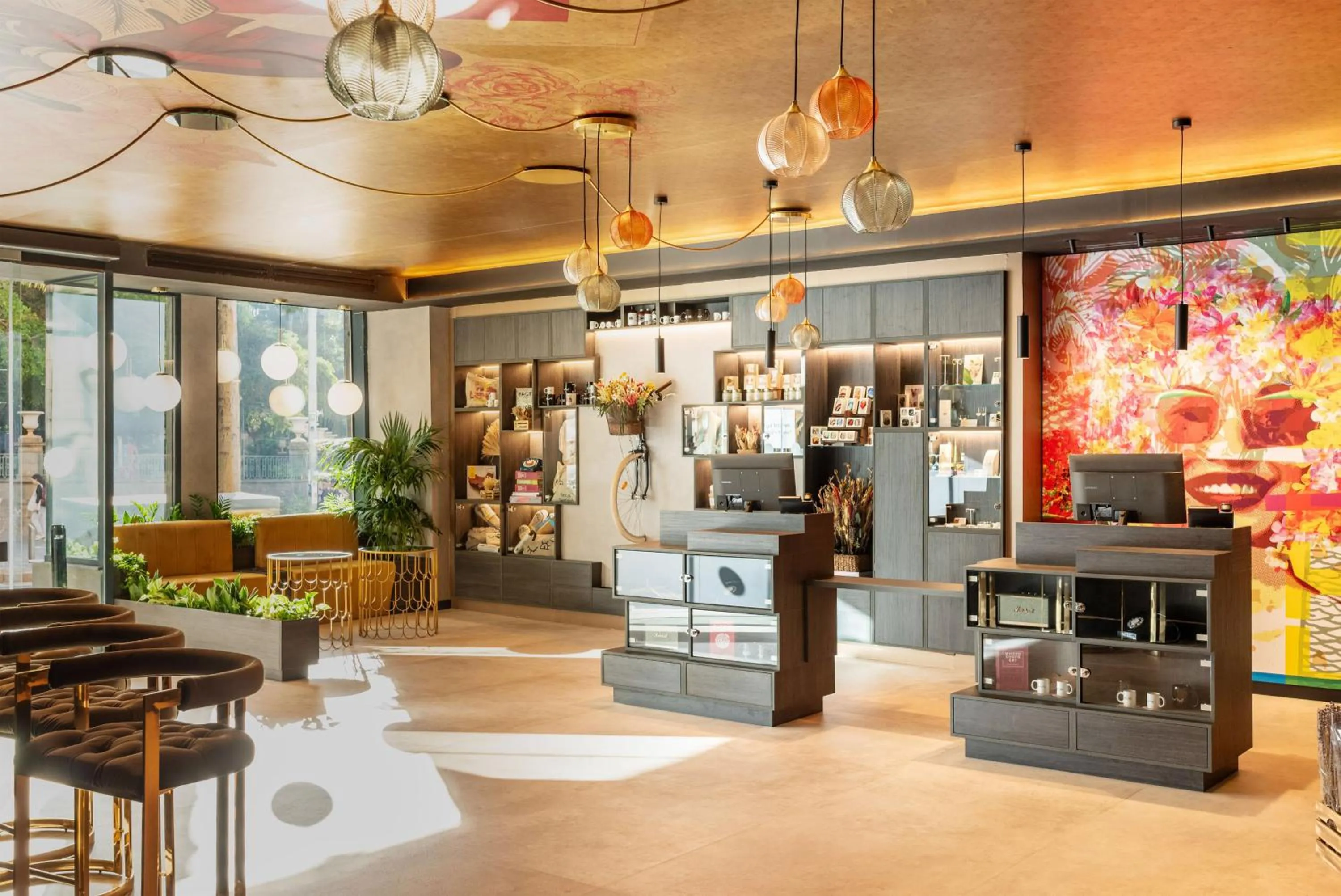 Lobby or reception in INNSiDE by Meliá Tenerife Santa Cruz