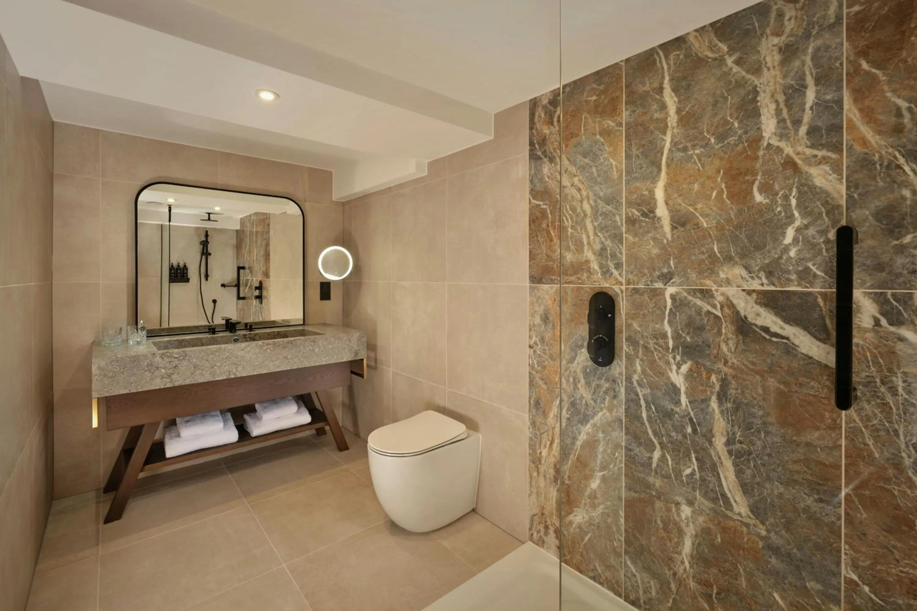 Bathroom in The Reach at Piccadilly, Manchester, a Tribute Portfolio Hotel