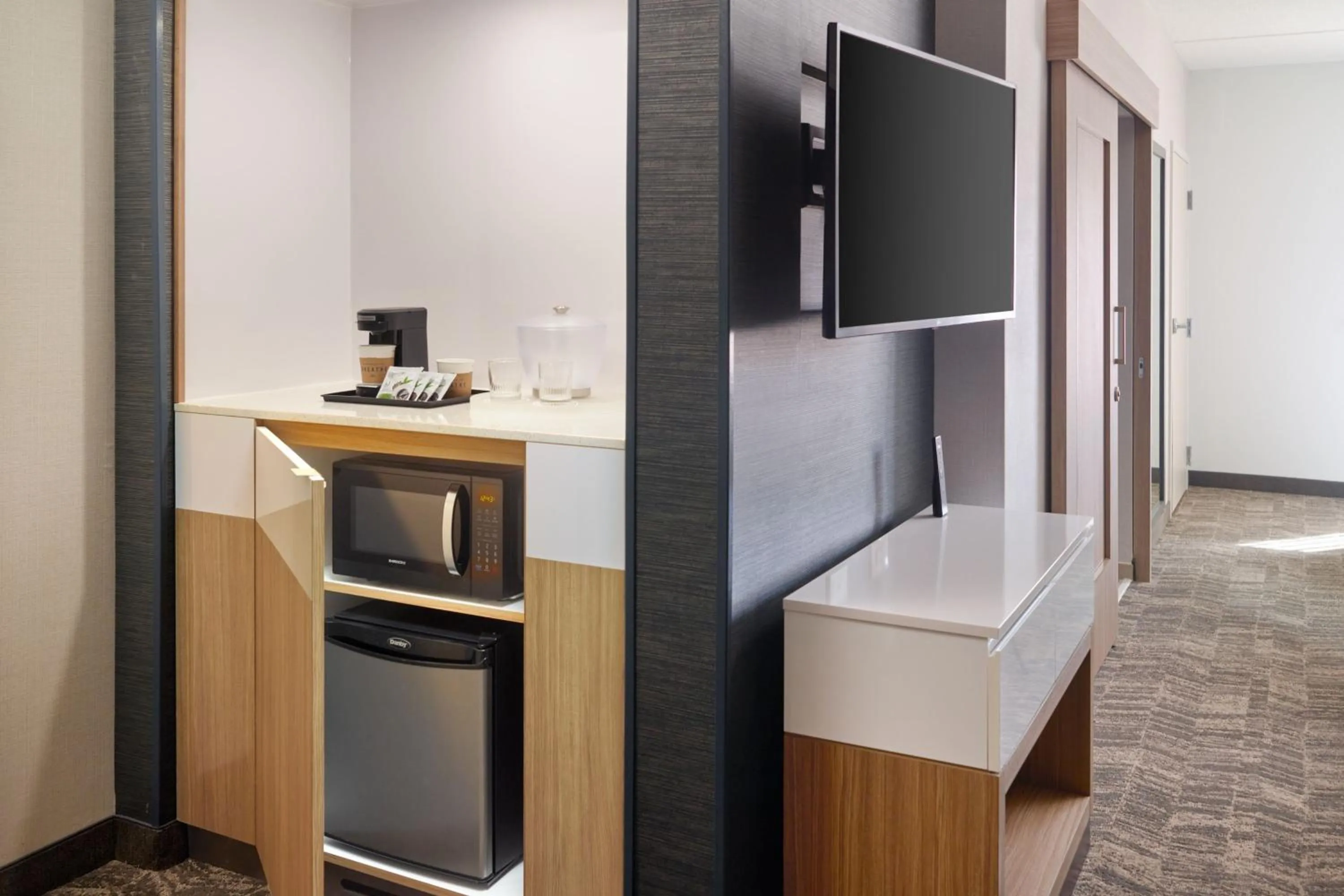 Bedroom in SpringHill Suites by Marriott Arlington TN