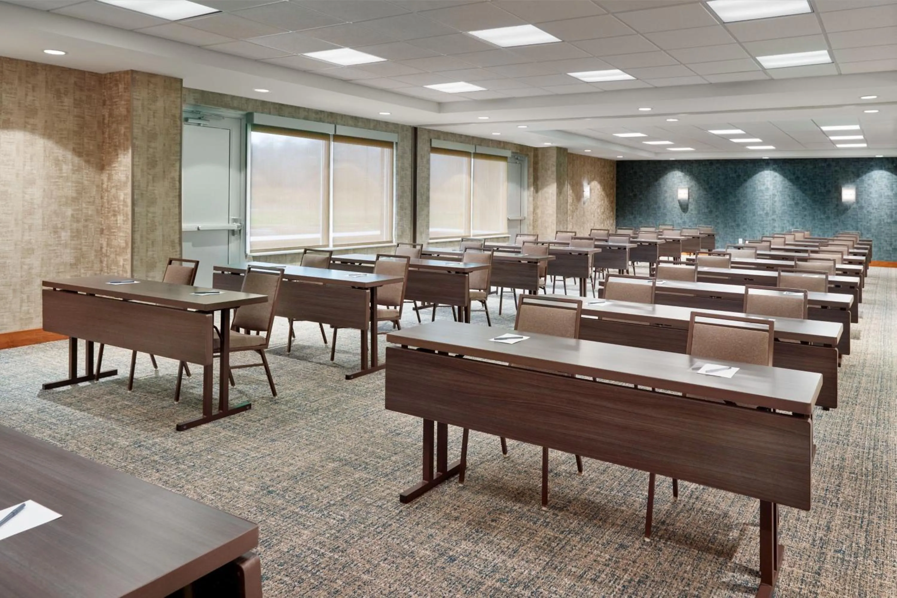 Meeting/conference room in SpringHill Suites by Marriott Arlington TN