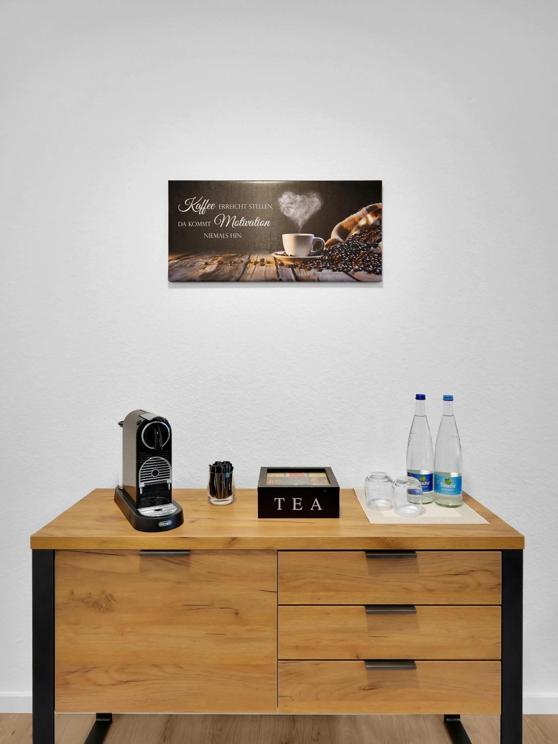 Coffee/tea facilities in INhome Studio Apartment - Küche - Parken - TV