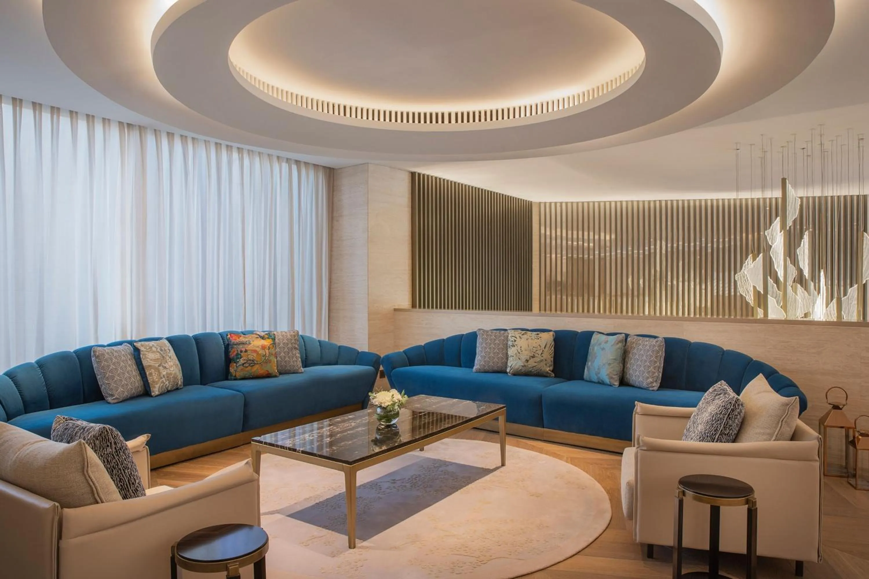 Lounge or bar in The St. Regis Riyadh