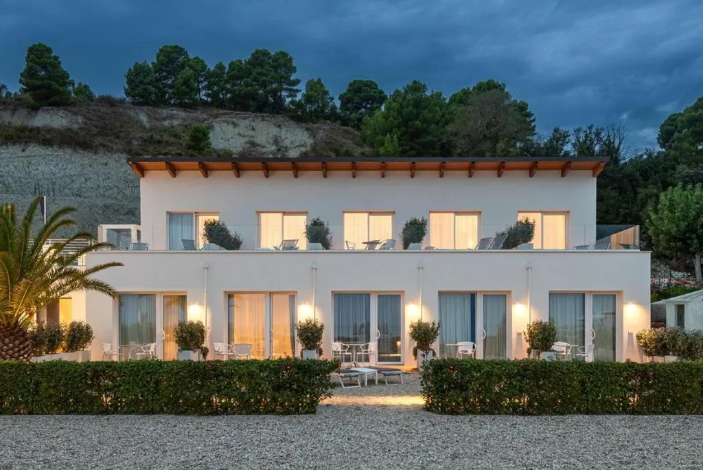 Property building in Marino1958 RTA