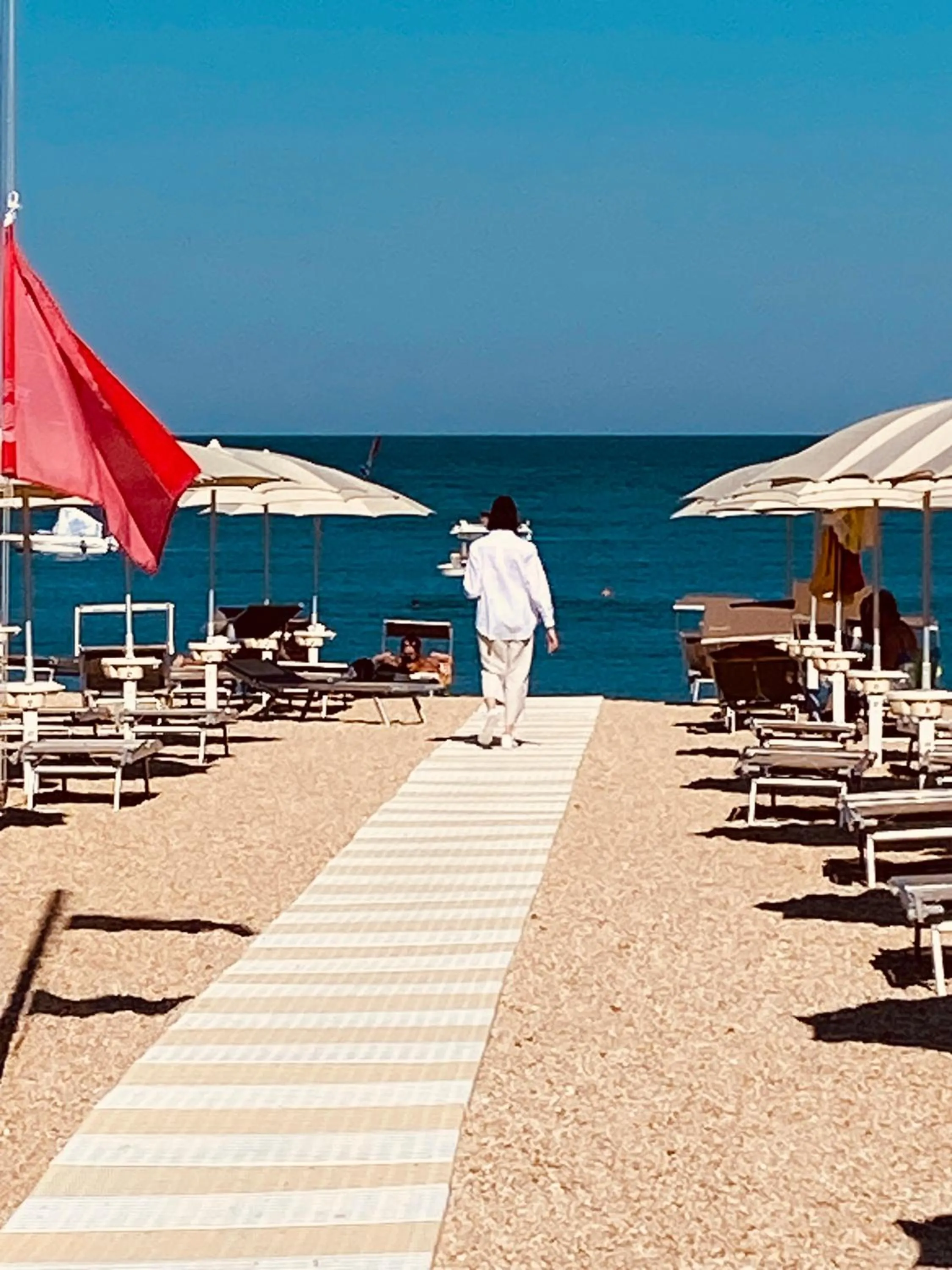 Beach in Marino1958 RTA